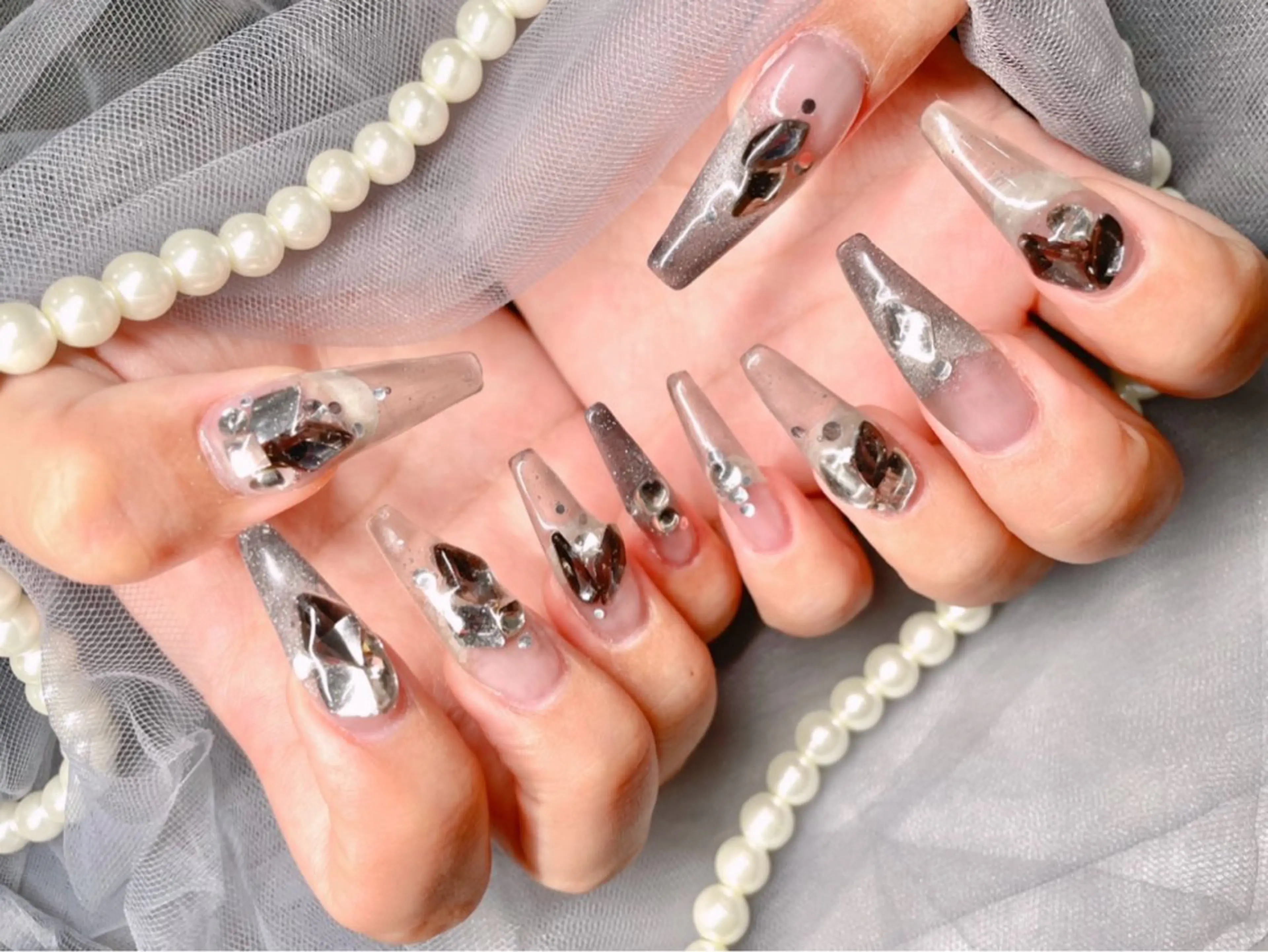 ネイル ロングネイル ストーンネイル ハンドネイル ゆりか ジョアアンジェ福島のネイルデザイン