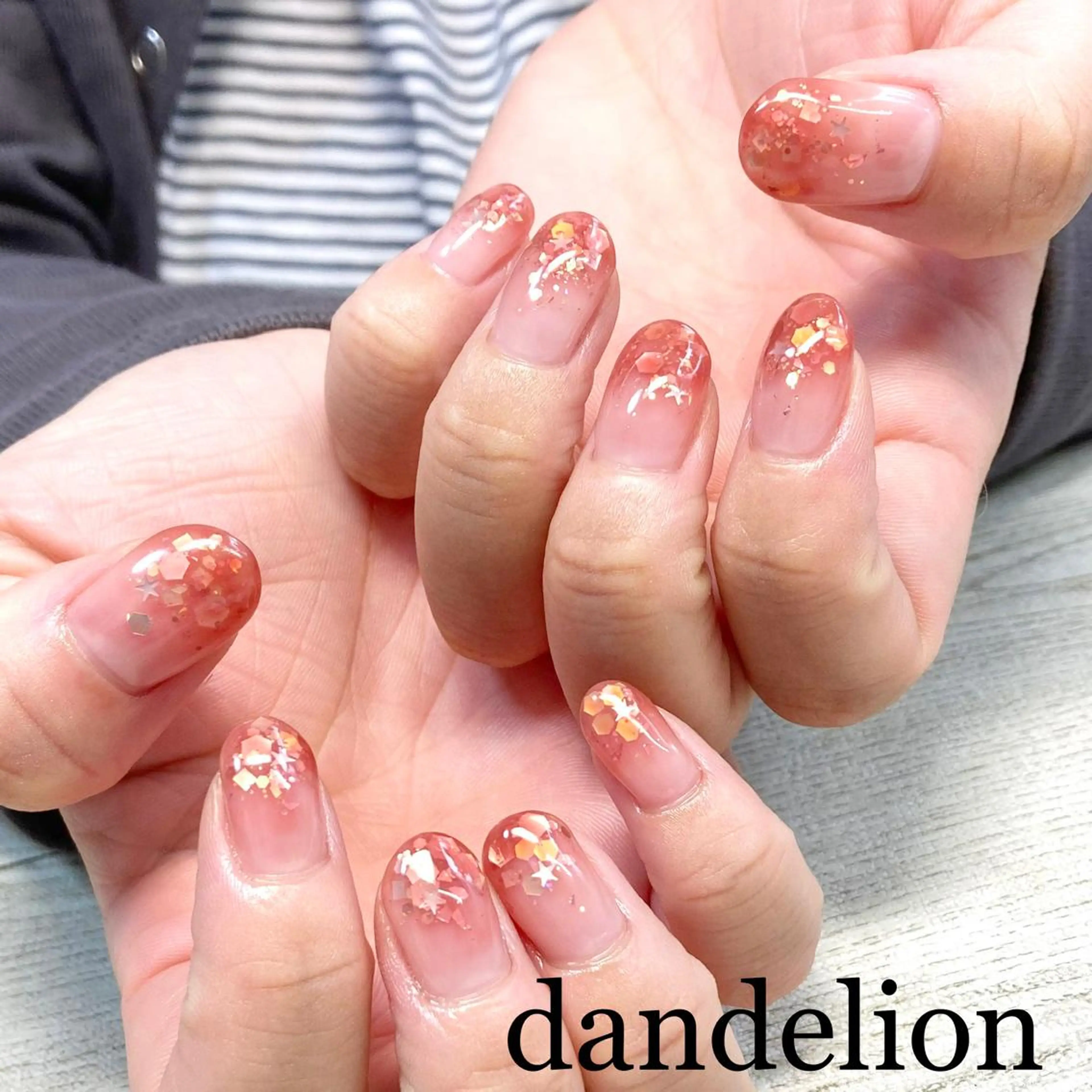 ネイル ハンドネイル ハンドケア dandelion ダンデライオンのネイルデザイン