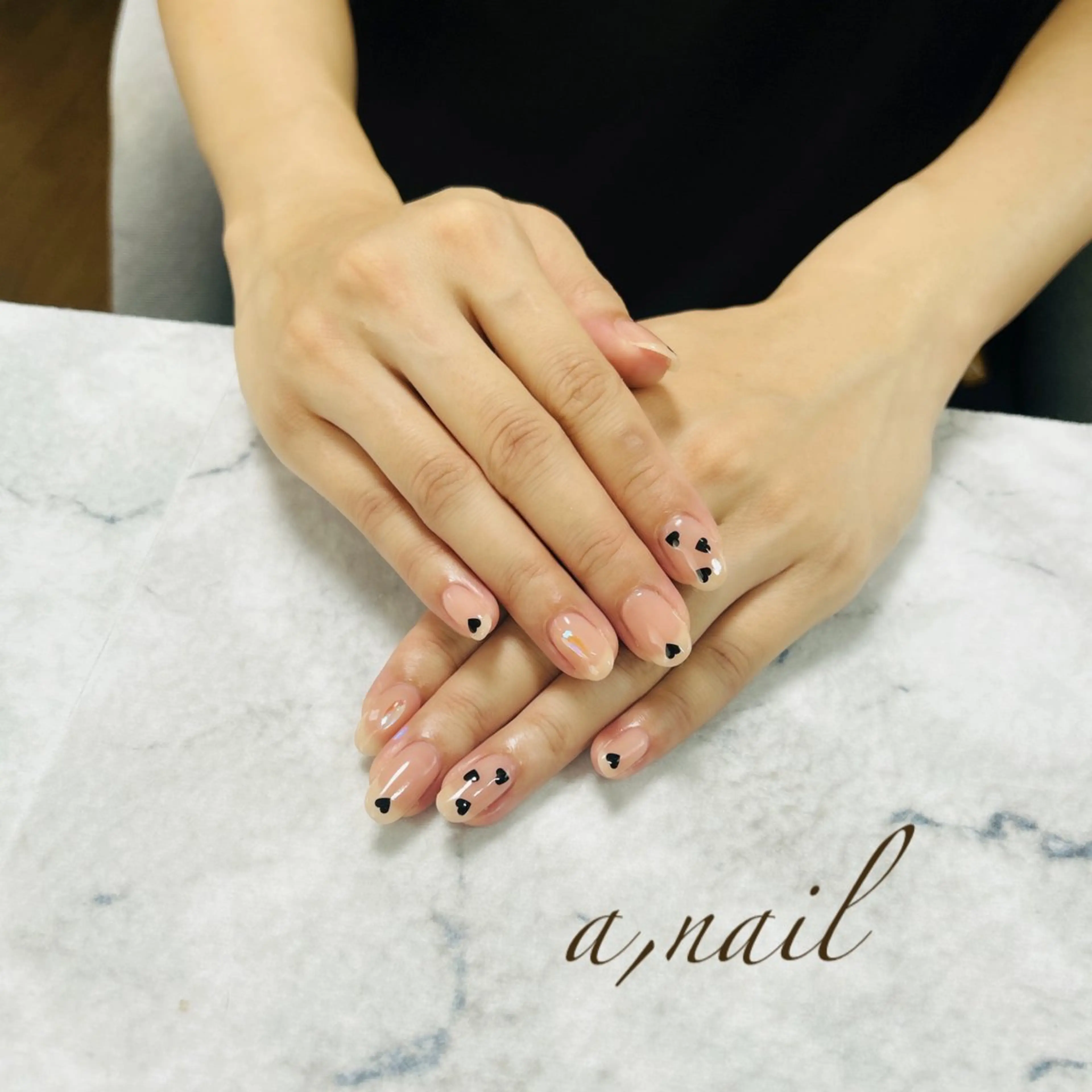 ネイル フットネイル ジェルネイル グラデーション ハート ホログラムネイル ハンドネイル ネイルサロン エーネイルのネイルデザイン