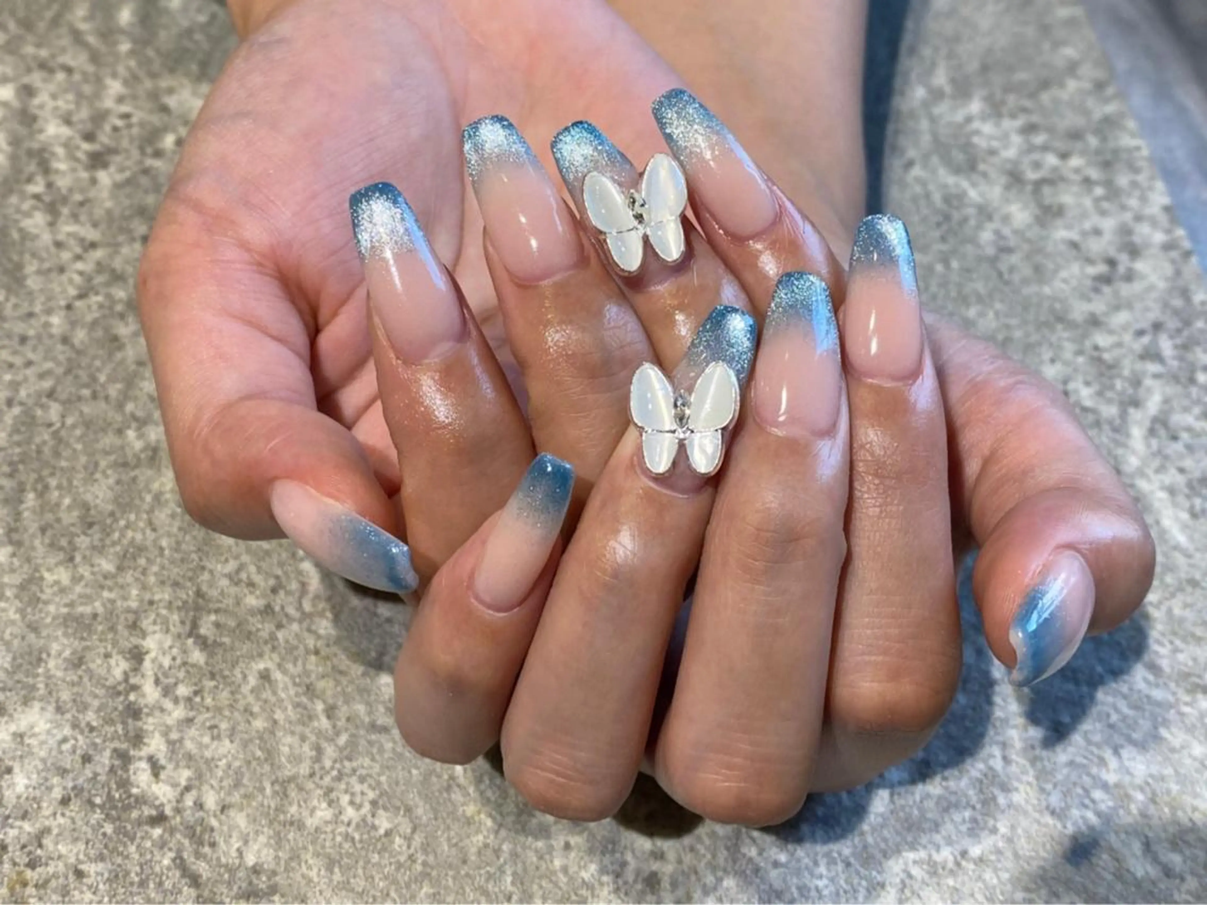 ネイル フレンチネイル マグネットネイル マグネットフレンチ ハンドネイル 【やり放題専門店】 スカルプ＆長さ出しのネイルデザイン