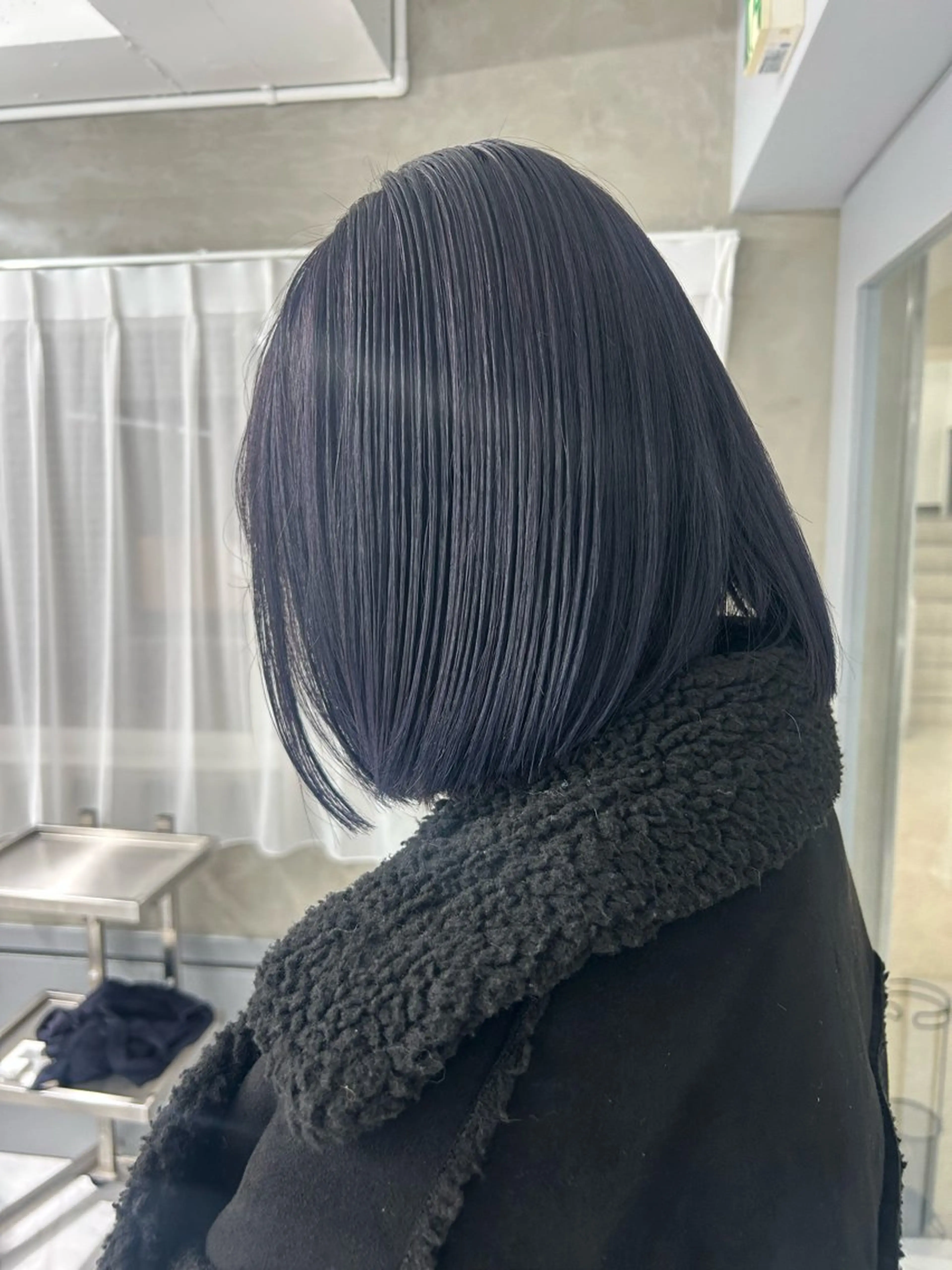 カラー ネイビーカラー にった みずきのヘアスタイル