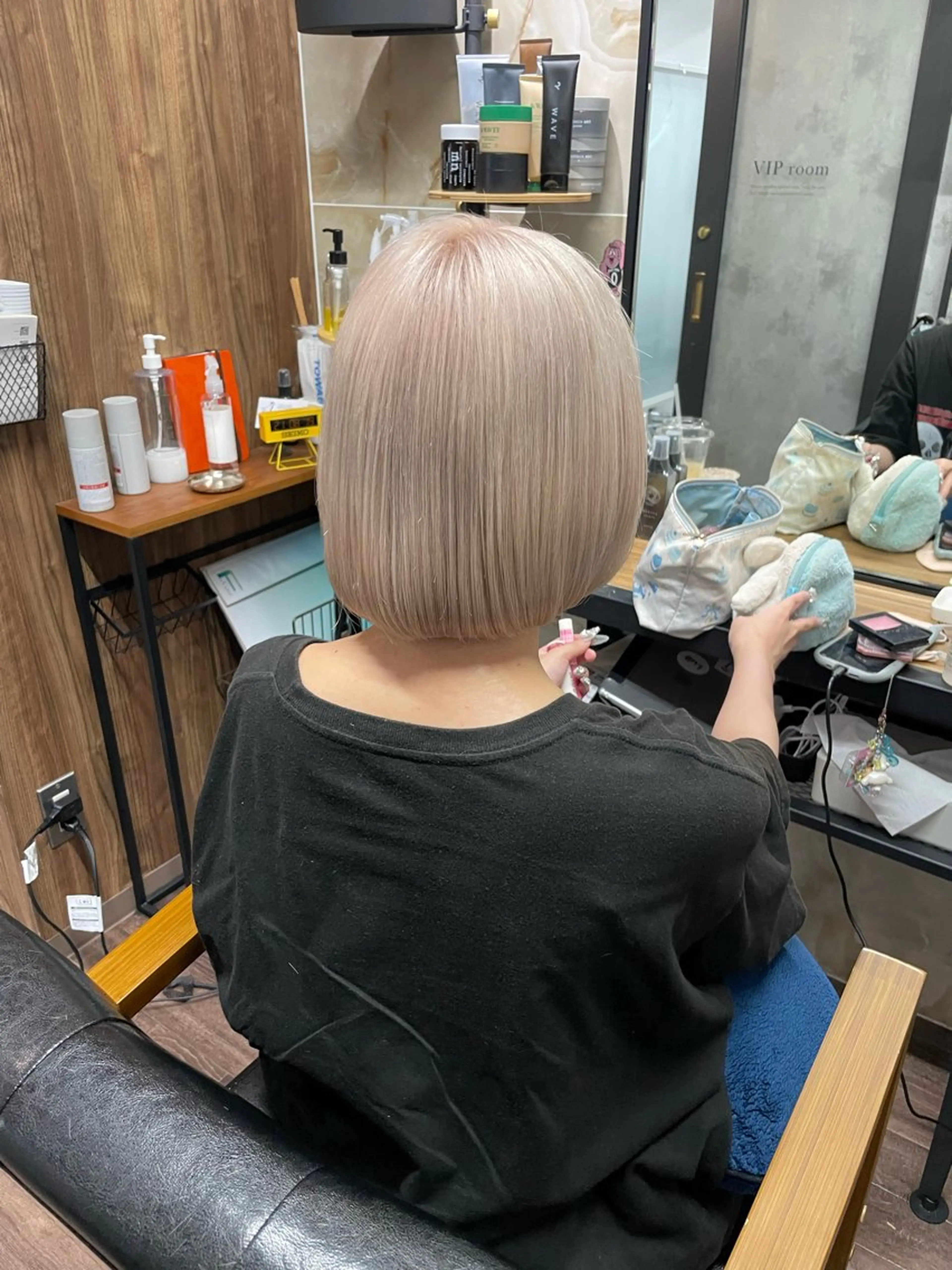ショート カラー ヘアカラー トリートメント Lull (シェアサロンReco VIProom)所属・Lull1人美容室 バレイヤージュのヘアスタイル