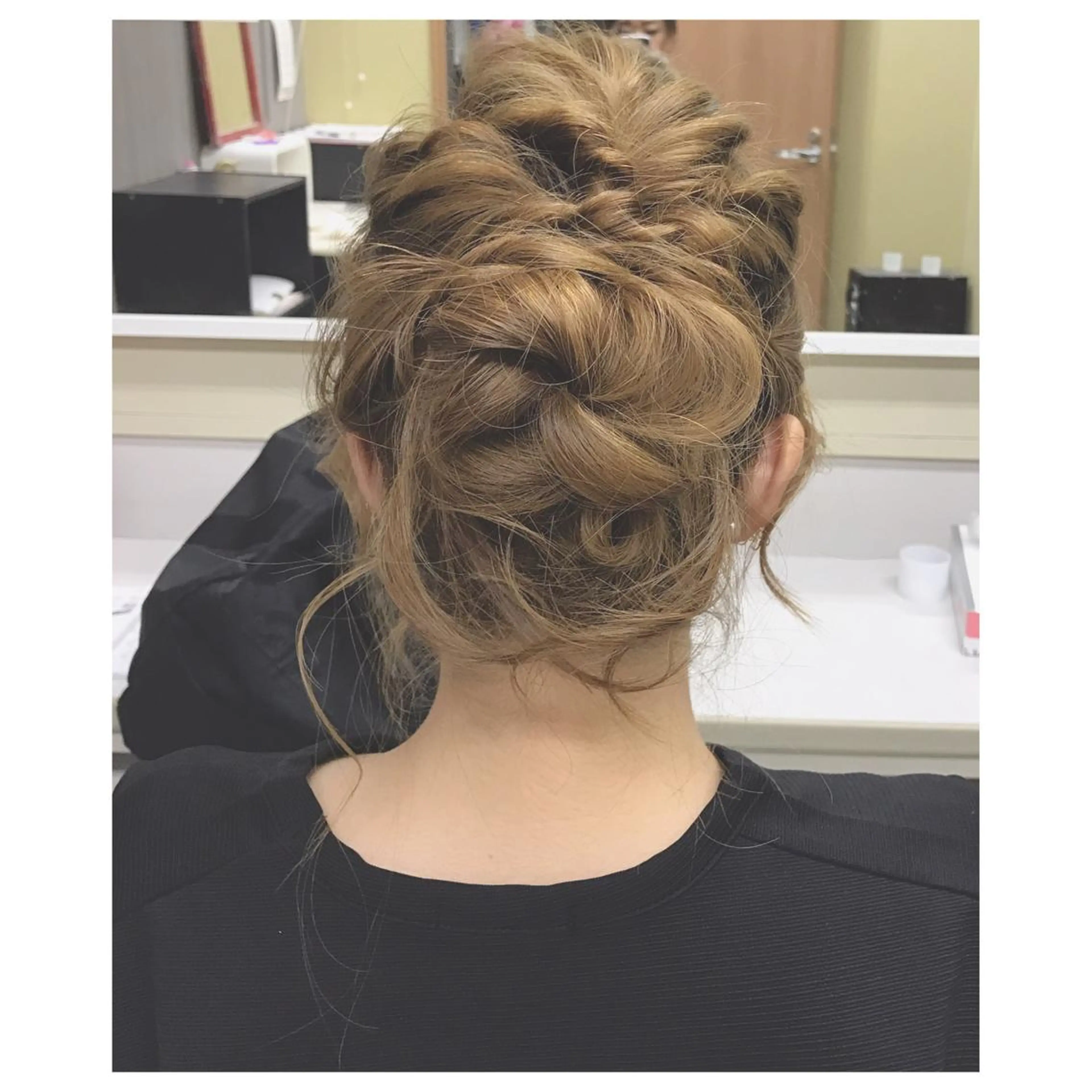 ヘアアレンジ 簡単アレンジ マエダ　カズエ🫶 coronahairのヘアスタイル