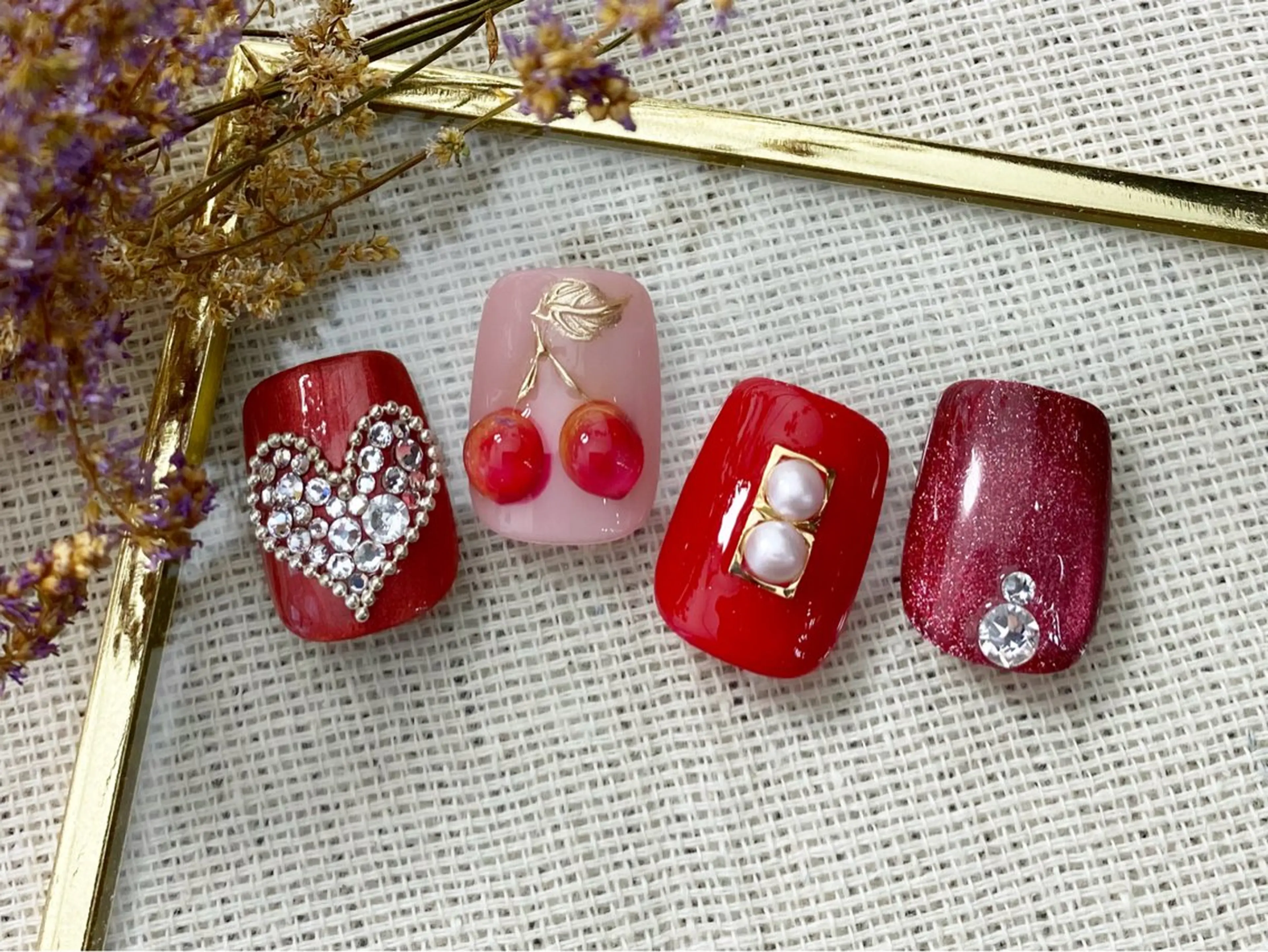 FOOT【オフ有り】ジェル親指1本アート他4本単色塗りコースの写真