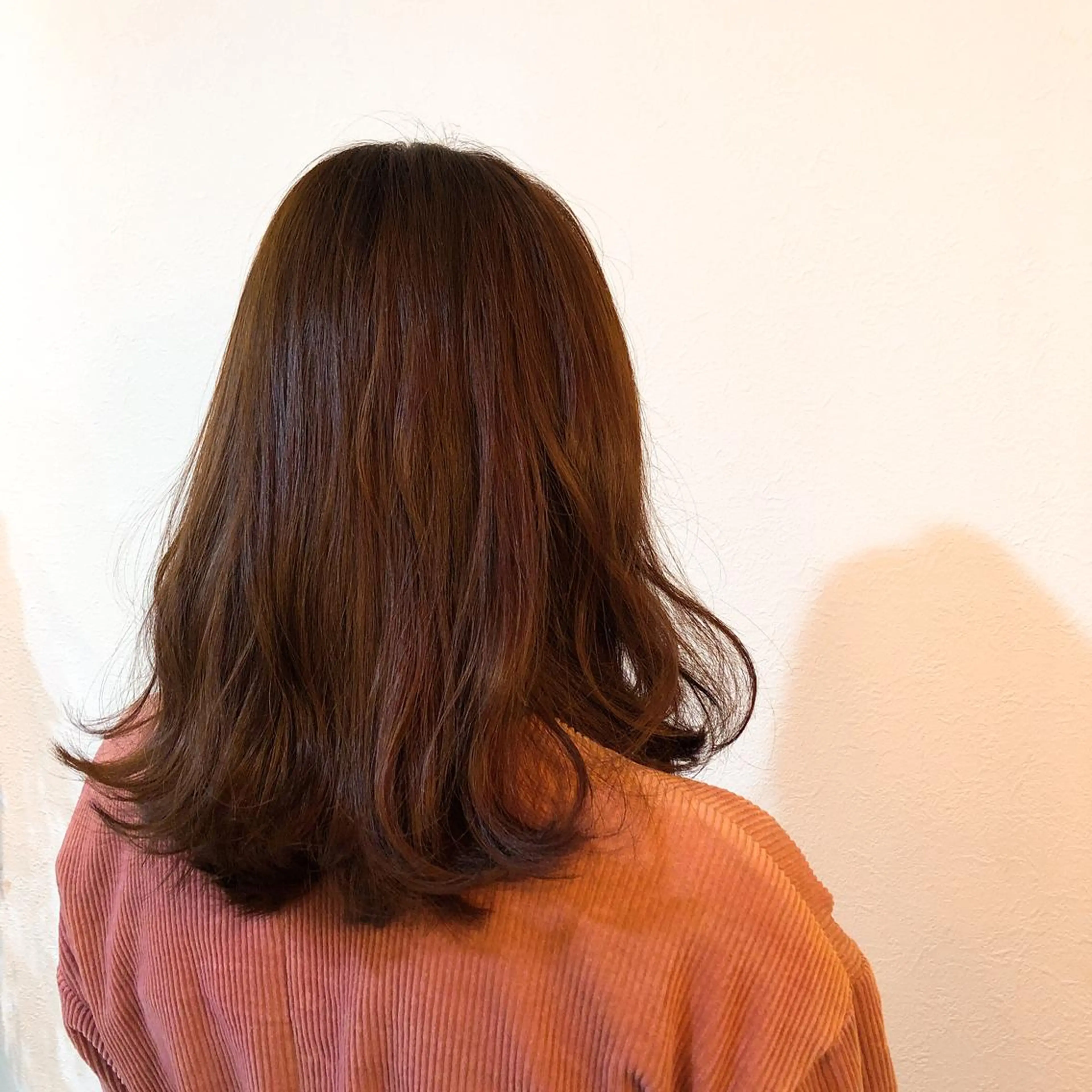 セミロング カラー ブラウンカラー ピンクカラー ピンクブラウン 髪質改善／艶カラー 🫧harunaのヘアスタイル