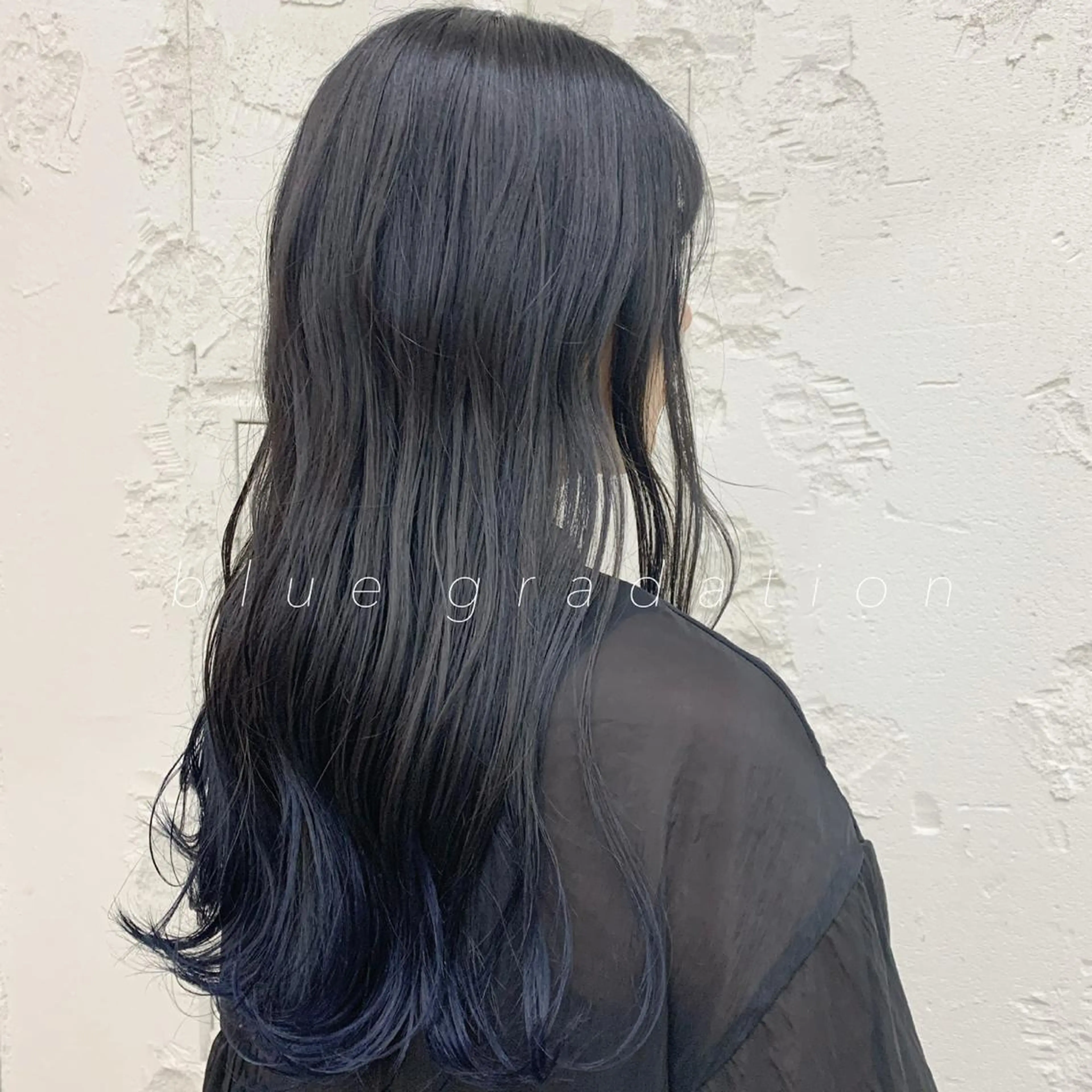 ロング カラー グラデーションカラー ハイトーン🦢 Natsumiのヘアスタイル
