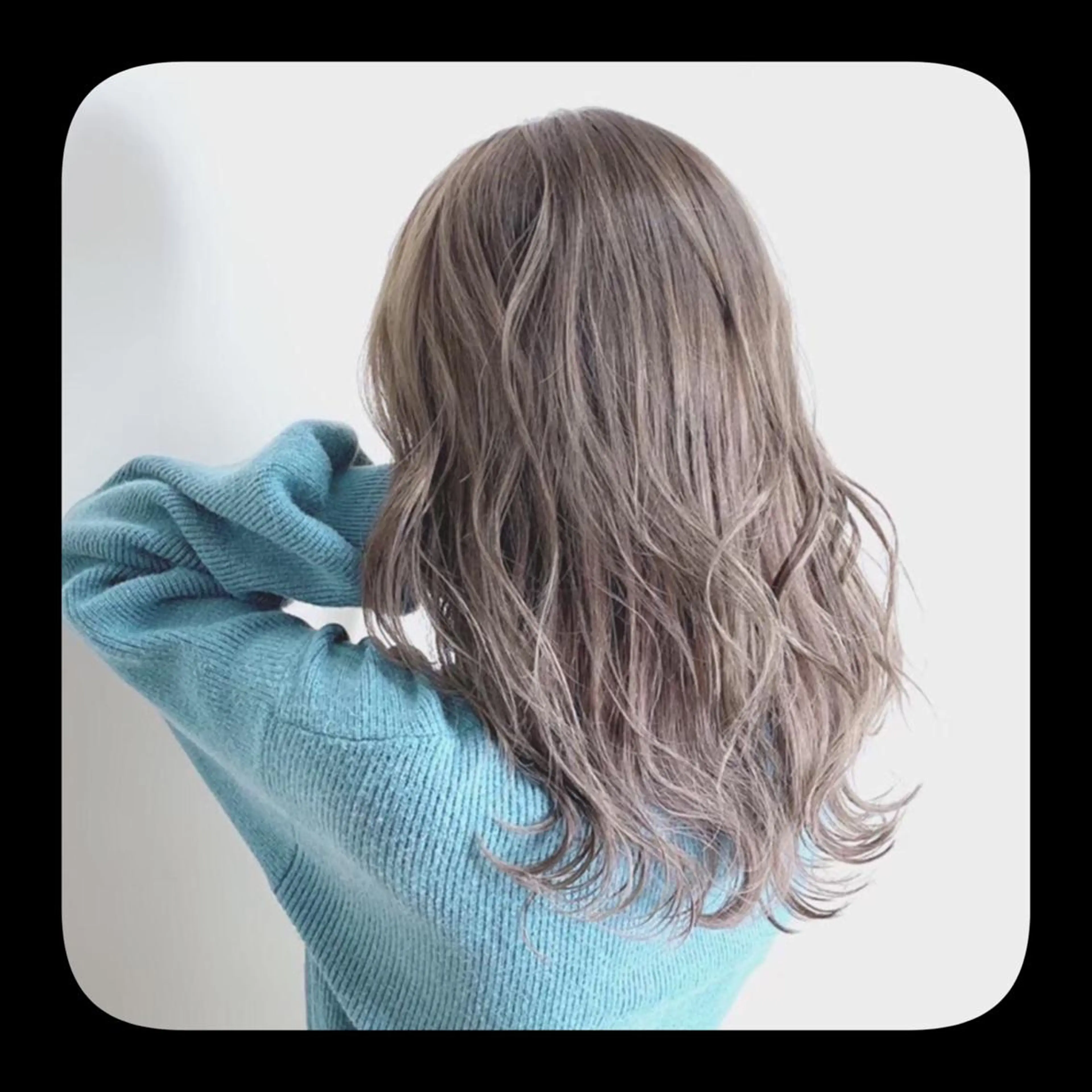 ミディアム カラー ヘアアレンジ 🦄アイリスト💐 小澤　愛蘭の眉毛・アイブロウイメージ