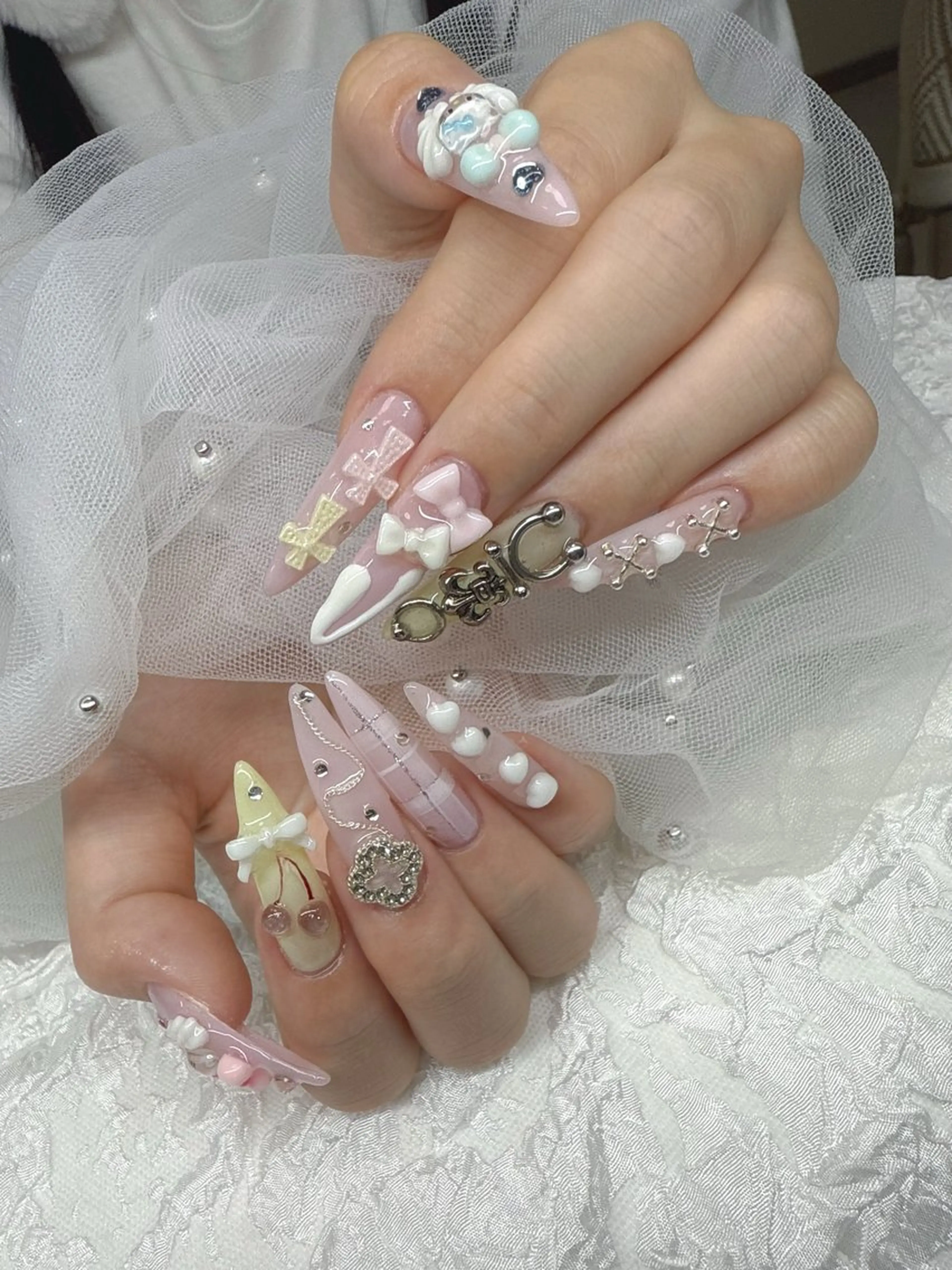 ネイル ハンドネイル COCO ネイルのネイルデザイン