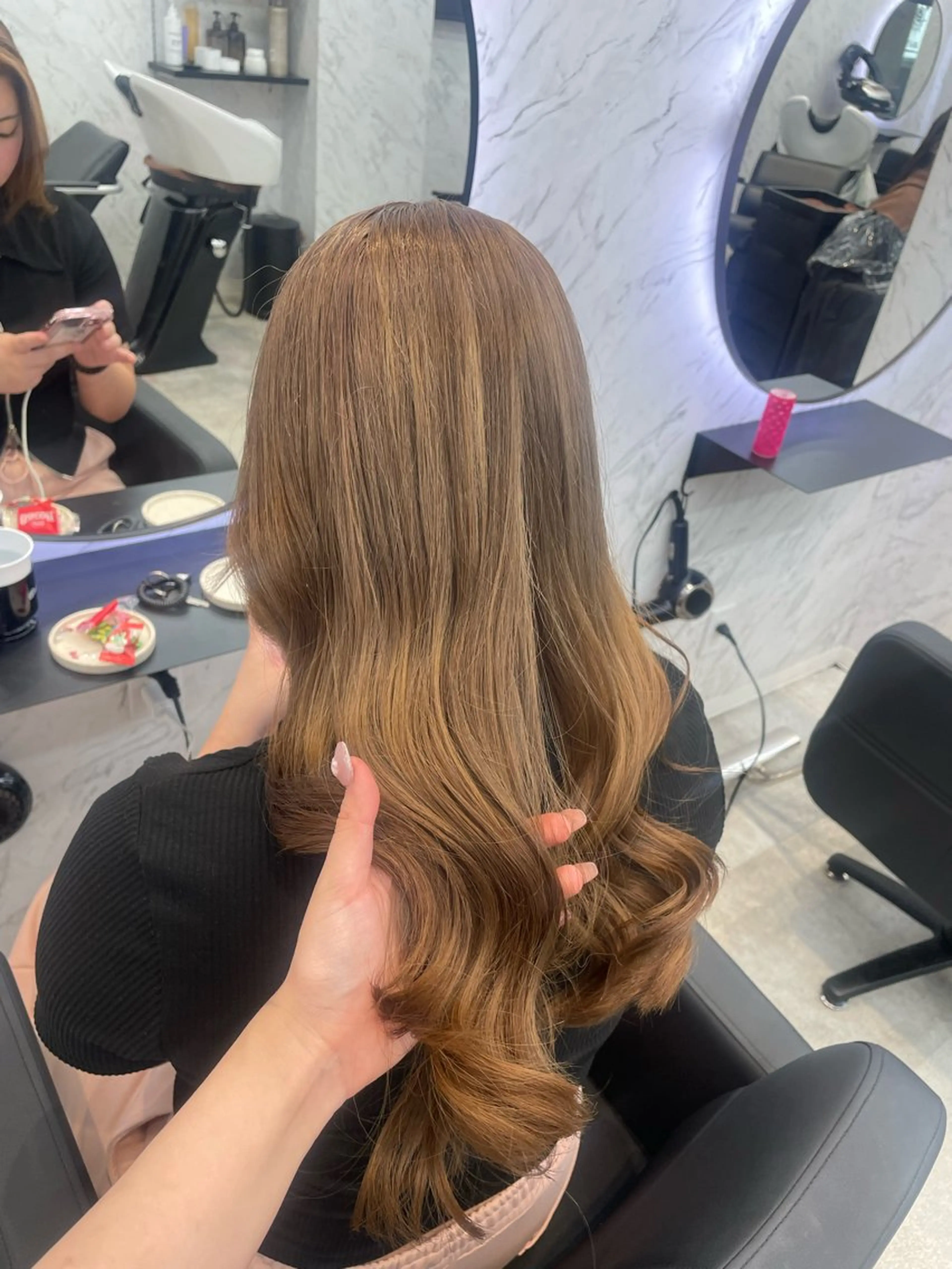 ロング カラー ベージュカラー hair salon dot. mooda 韓国風サロン 町田店所属・韓国風ヘア🎀🩶 /♡𝓝𝓸𝓪♡のヘアスタイル