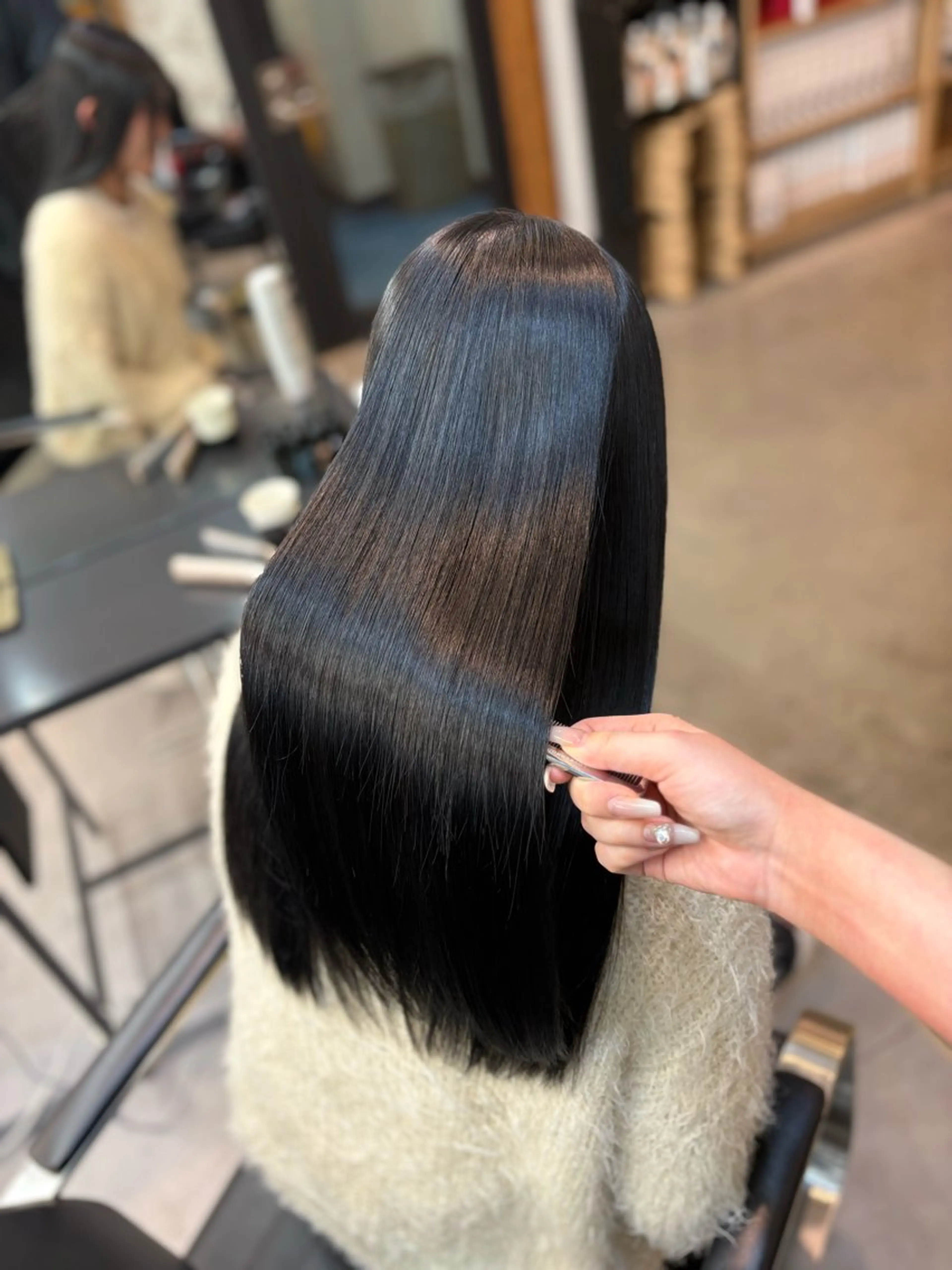 ロング 縮毛矯正 みらん RAF TOKYOのヘアスタイル