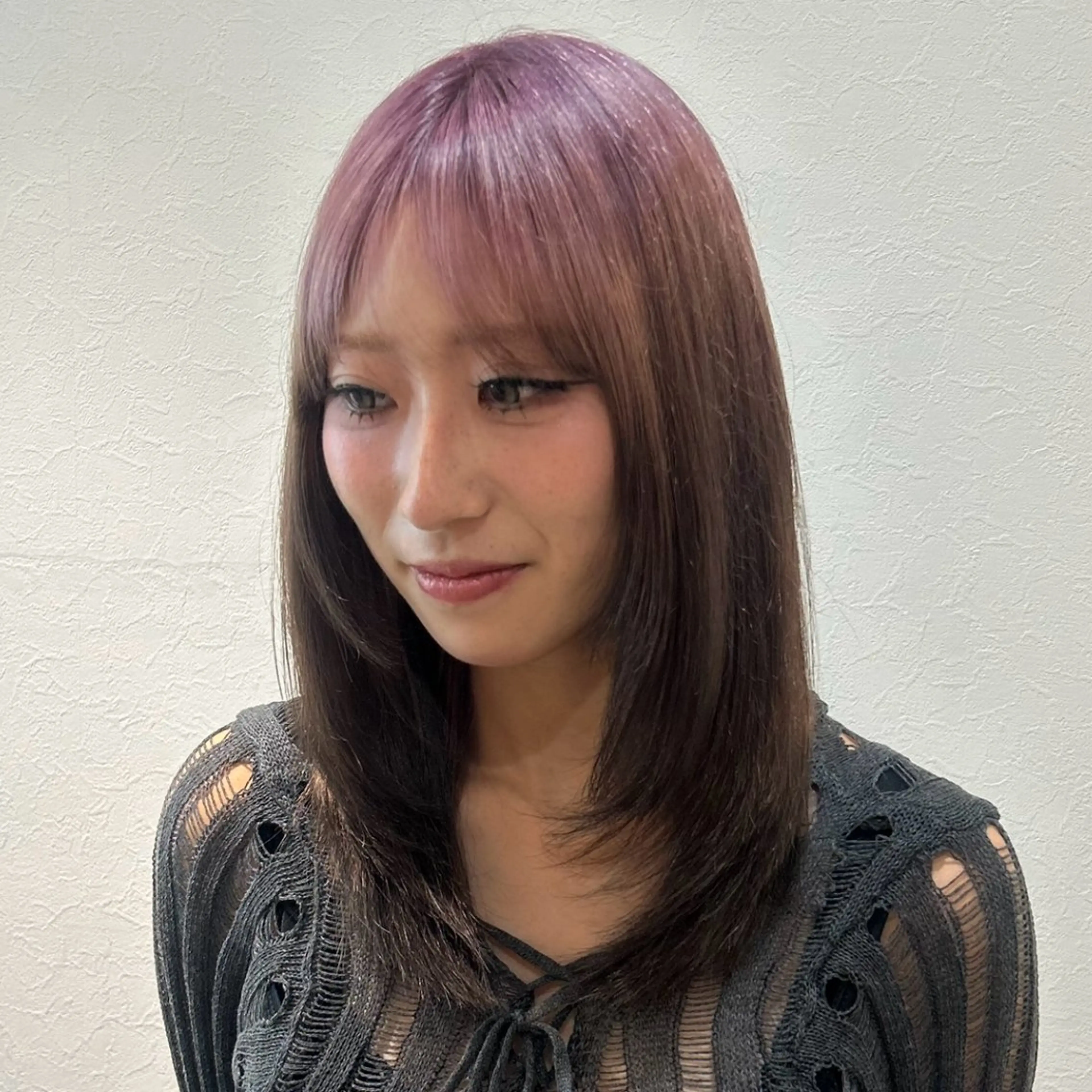 ミディアム 縮毛矯正/ブリーチ 無しWカラーのヘアスタイル