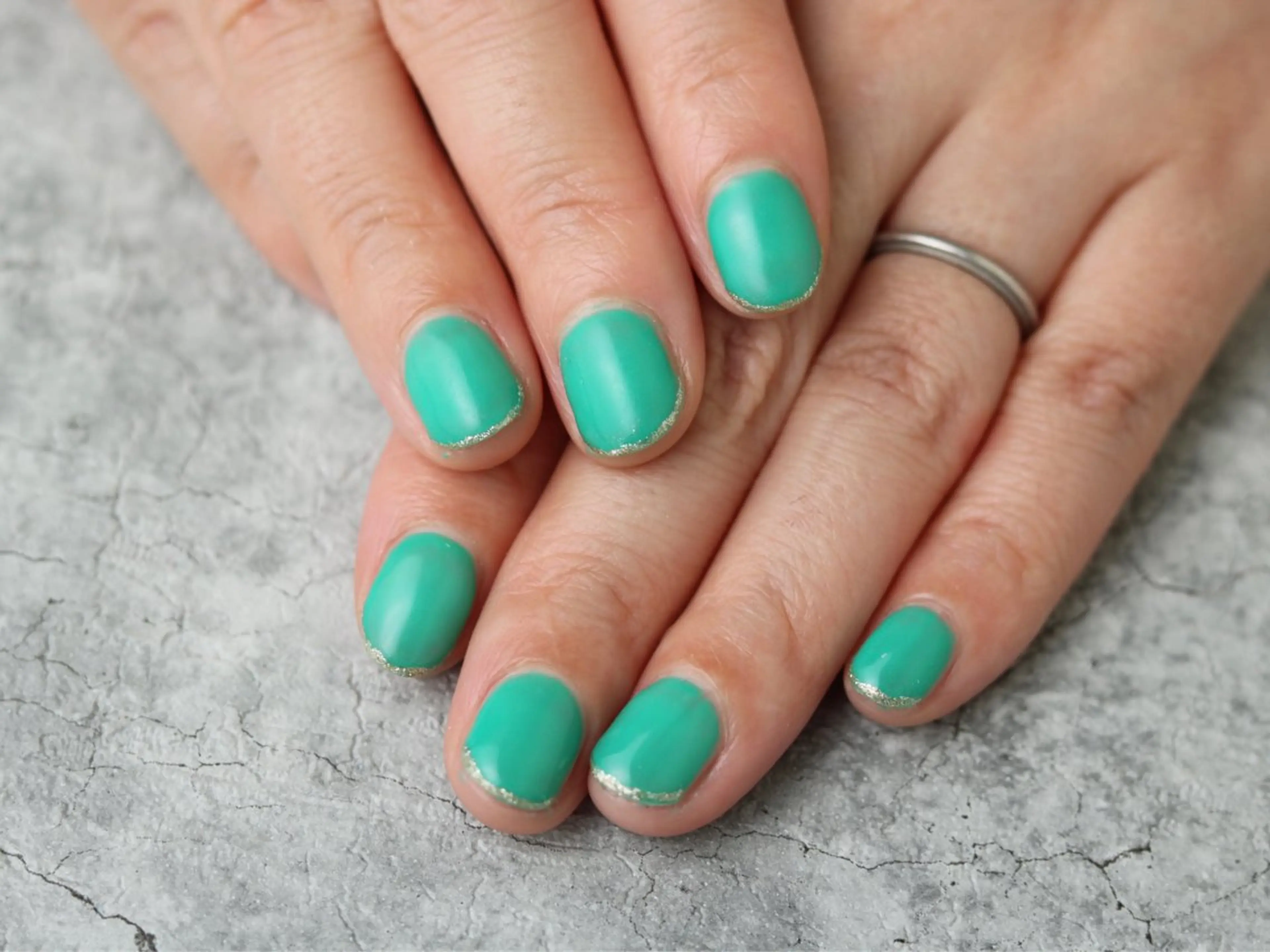 ネイル manitoi Nishimotoのネイルデザイン