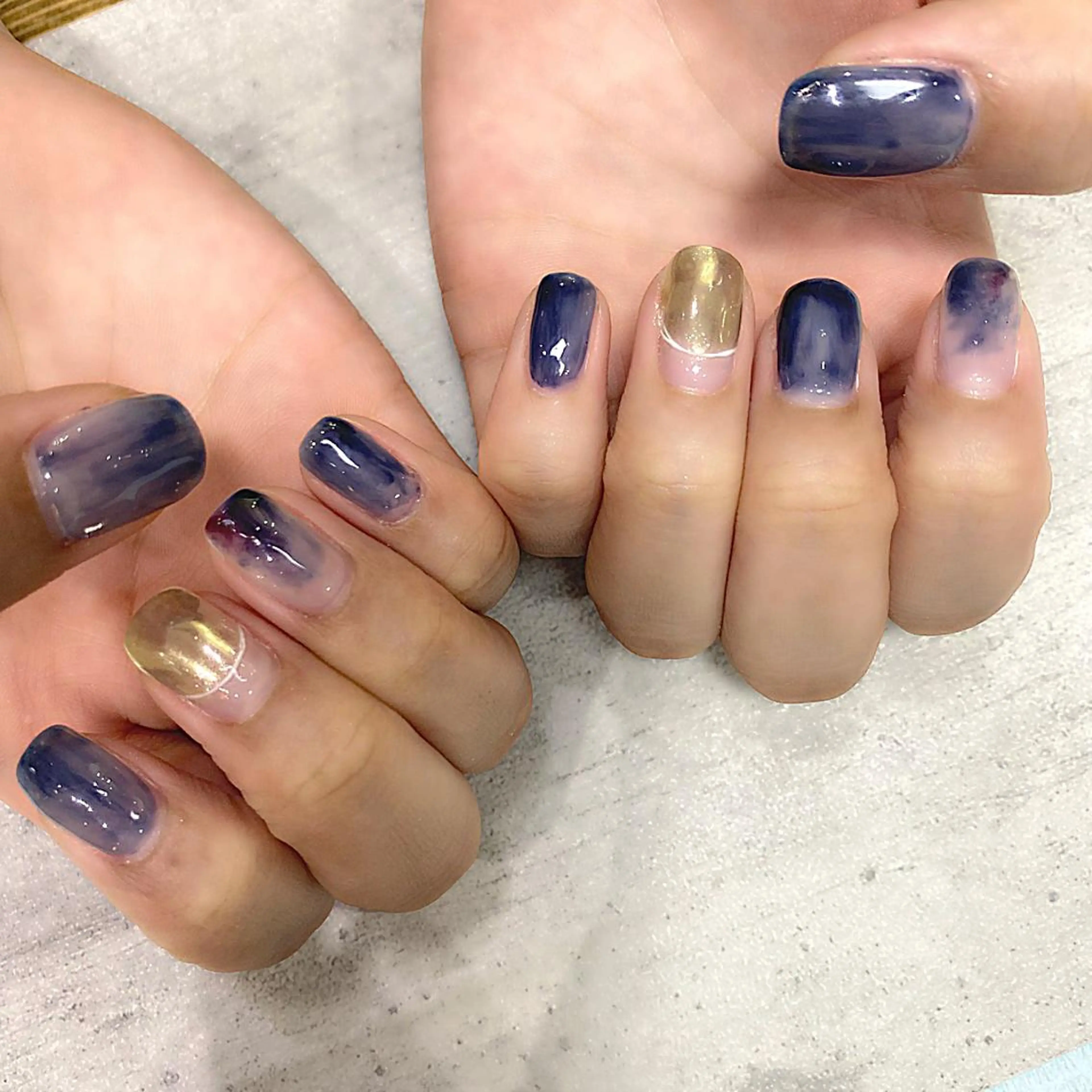 ネイル クリアネイル ゴールド ニュアンスネイル nail l_yukiのネイルデザイン