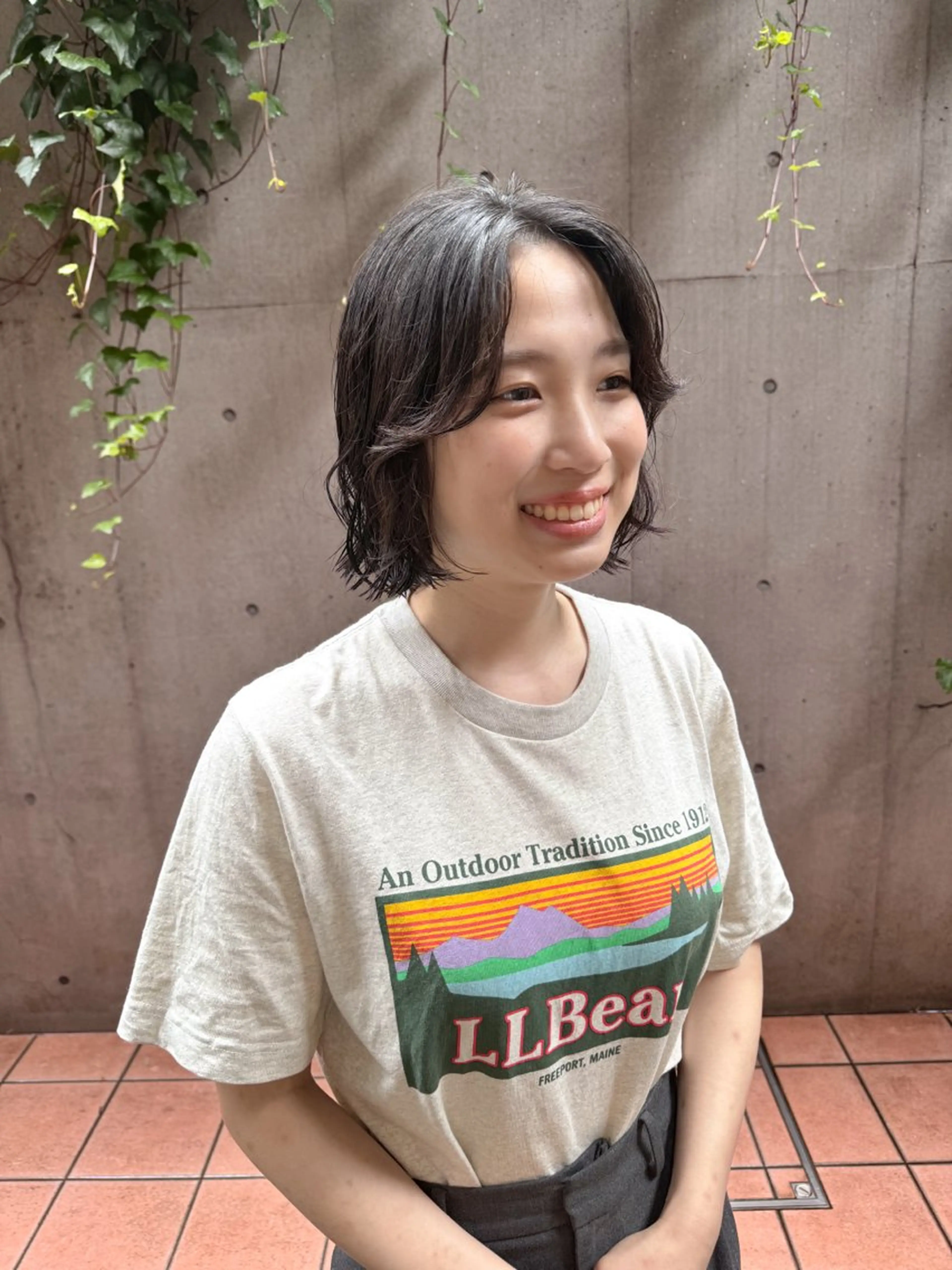 ショート パーマ ボブ カット パーマ 大橋 芽衣のヘアスタイル