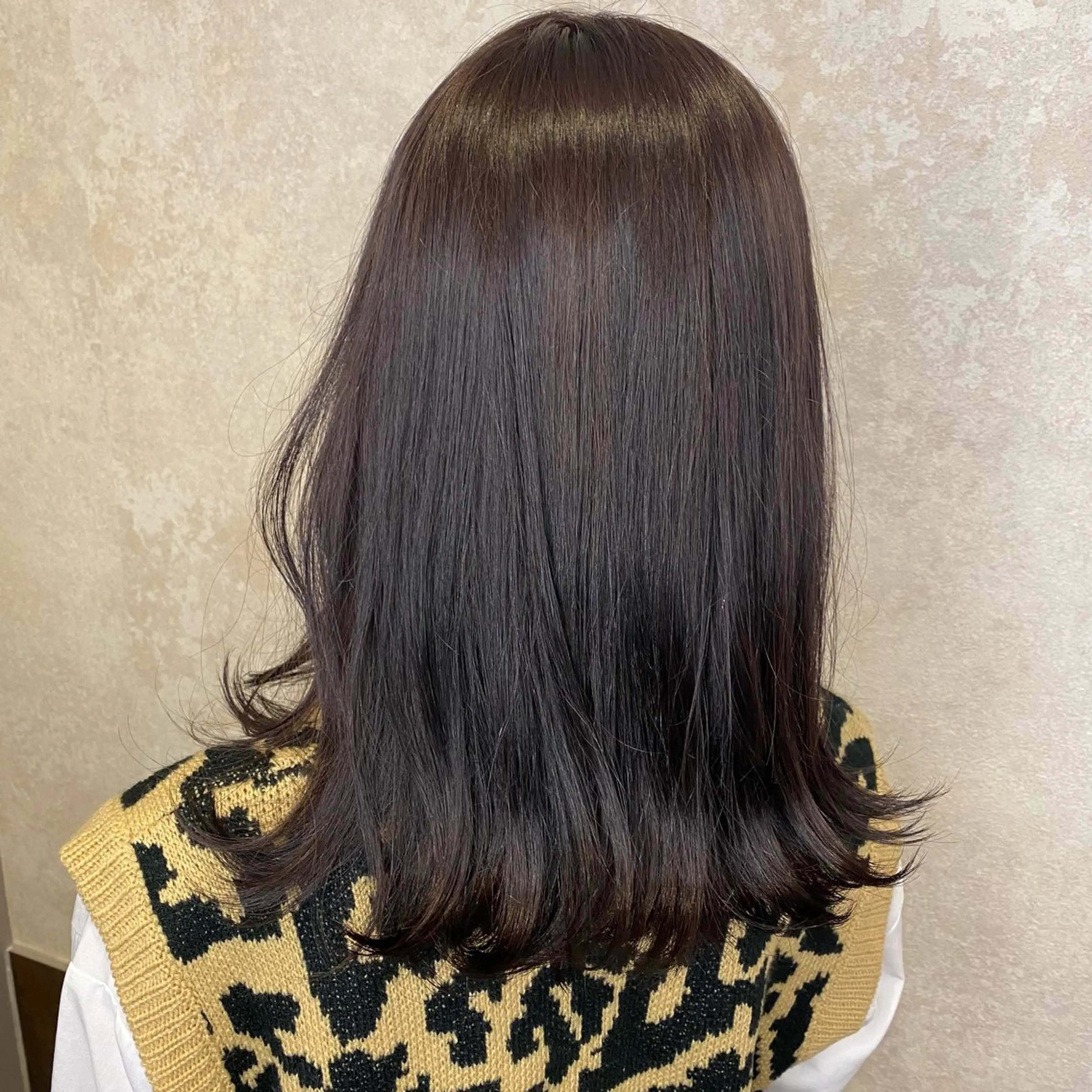 セミロング pers'lov yoneyaのヘアスタイル
