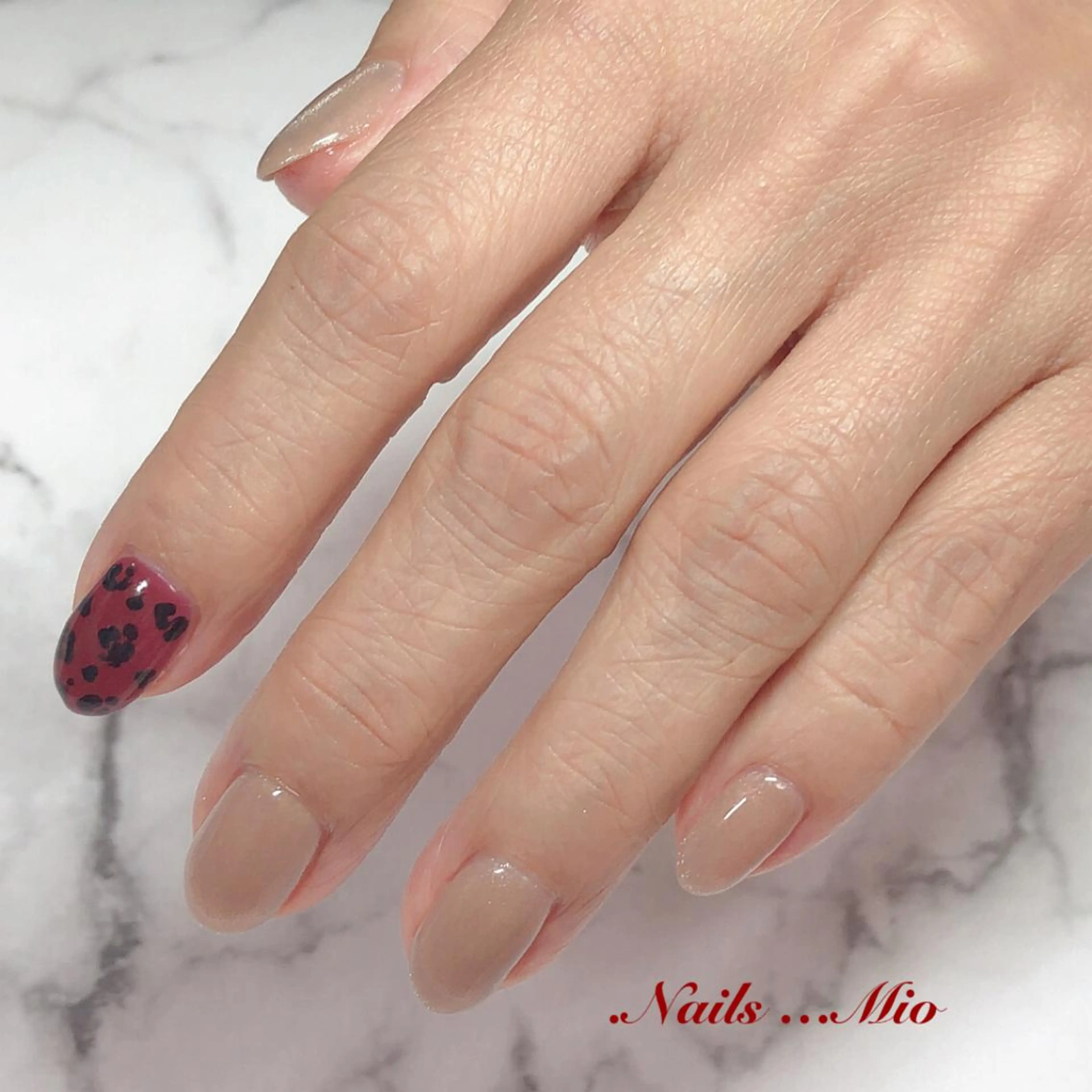 ネイル アニマル柄 .Nails Mio 赤羽西ネイルサロンのネイルデザイン