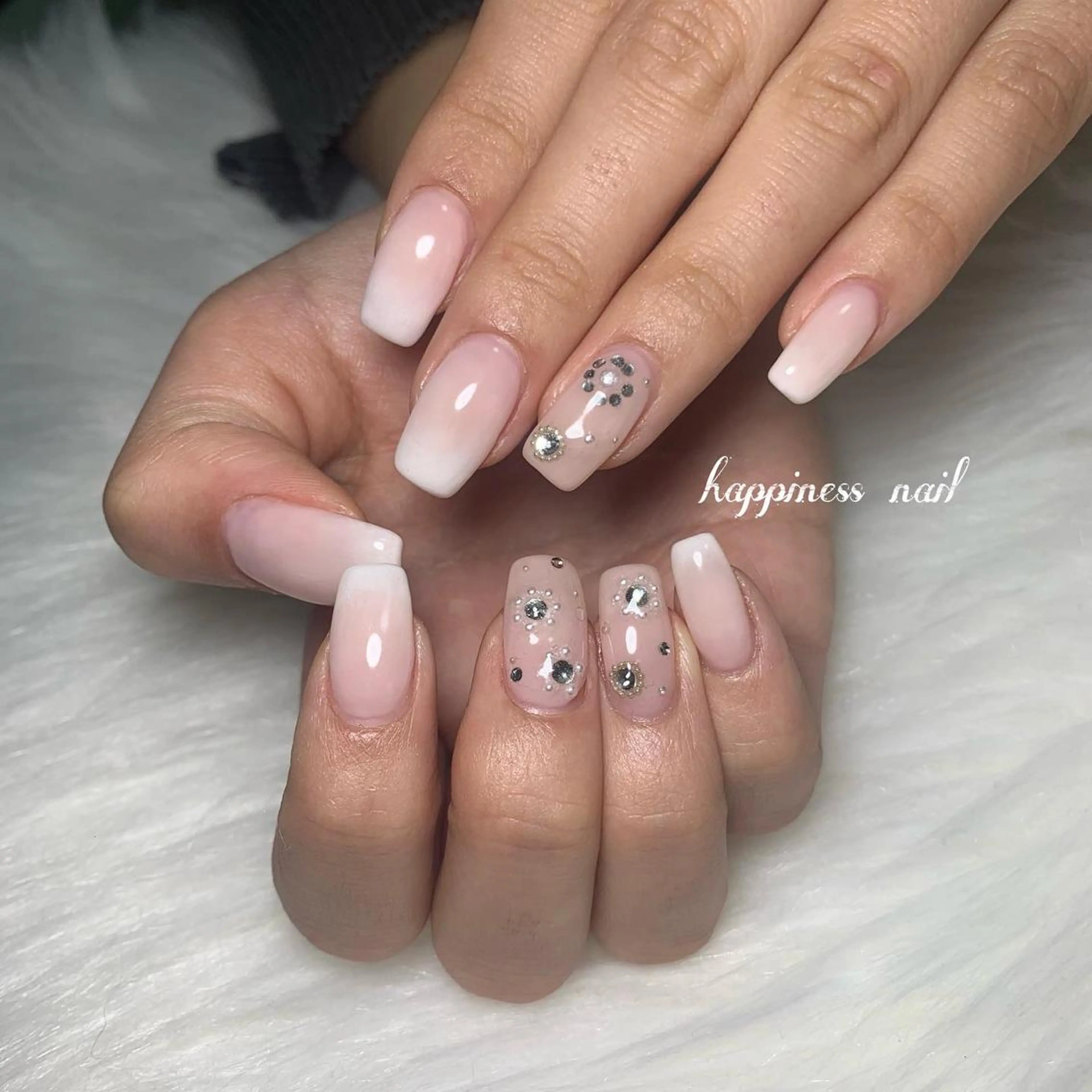 ネイル happiness nailのネイルデザイン