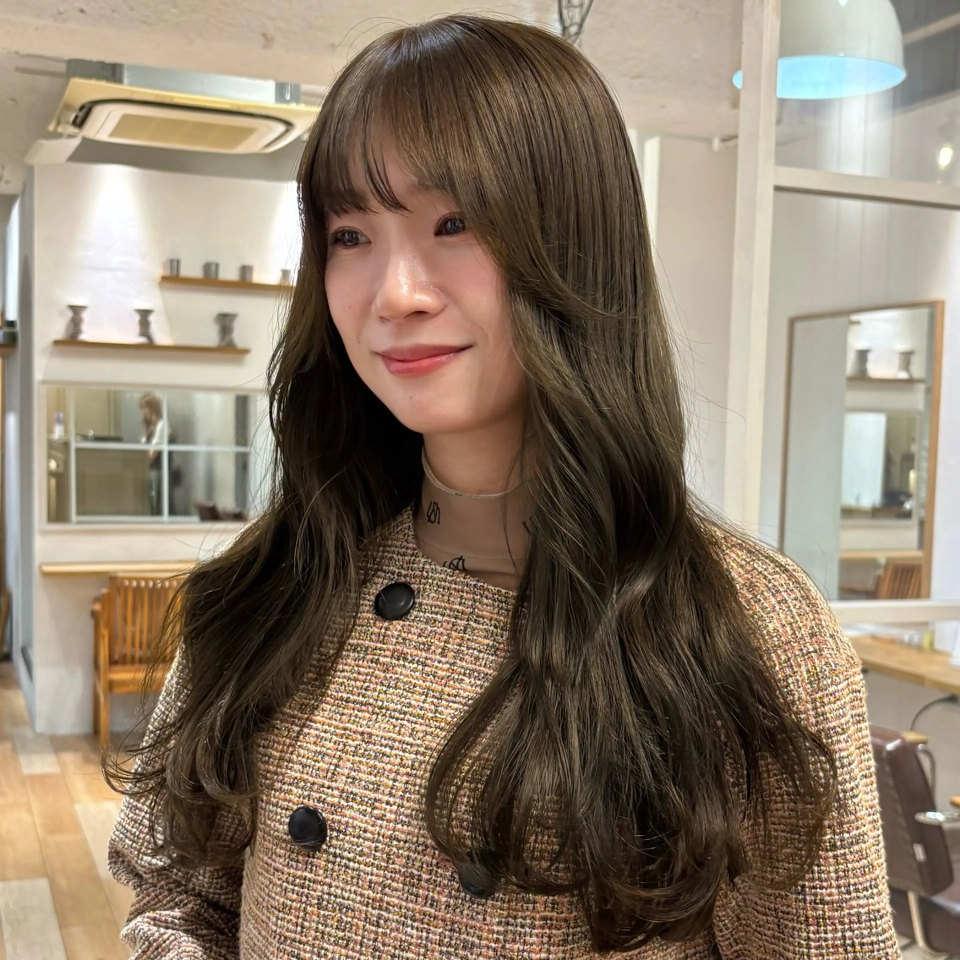 ロング カット ヘアカラー トリートメント 盛れる透明感カラー・ momokaのヘアスタイル