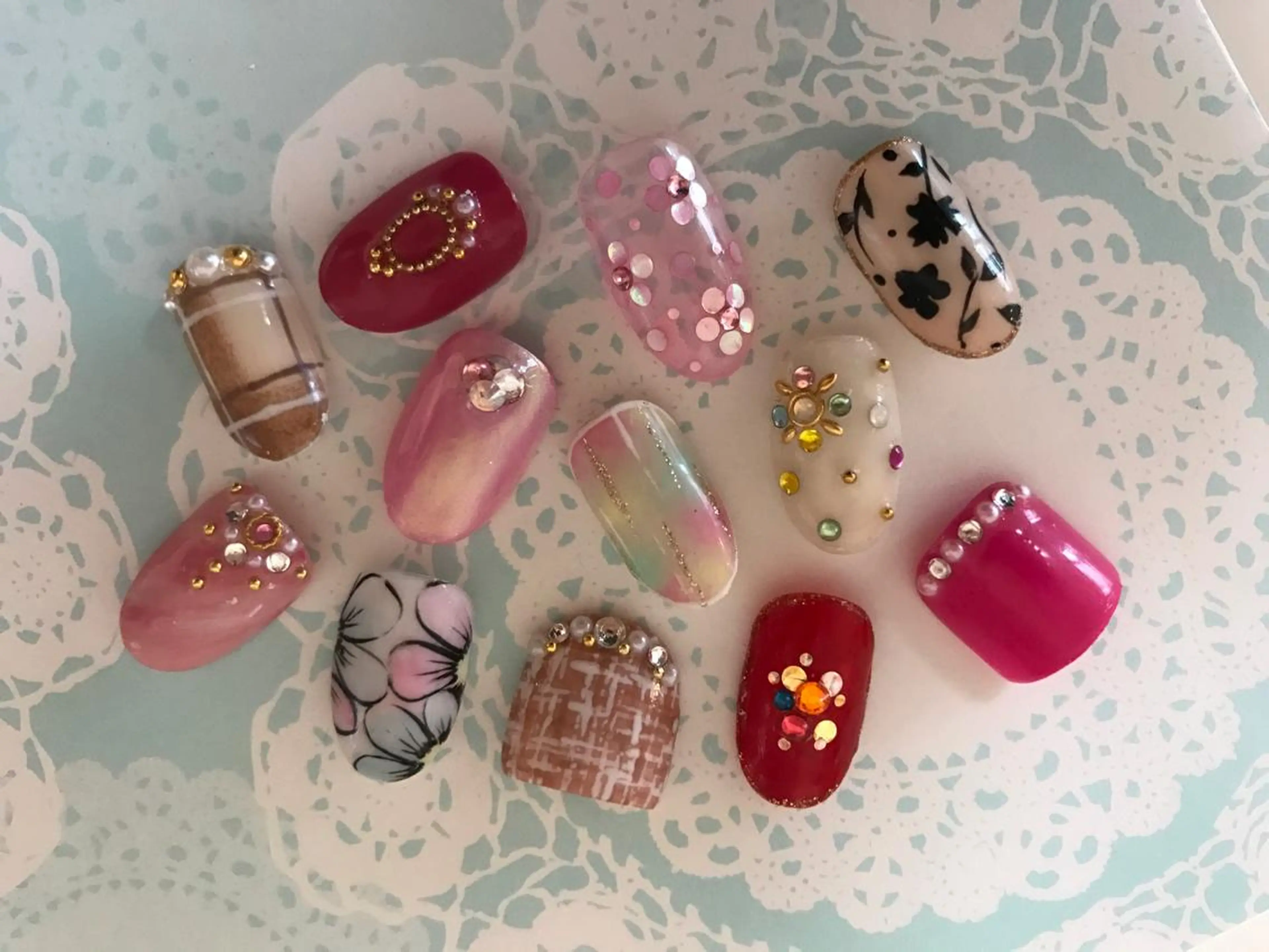 ネイル ♡ビジュール♡ NAIL &まつ毛のマツエク・マツパデザイン