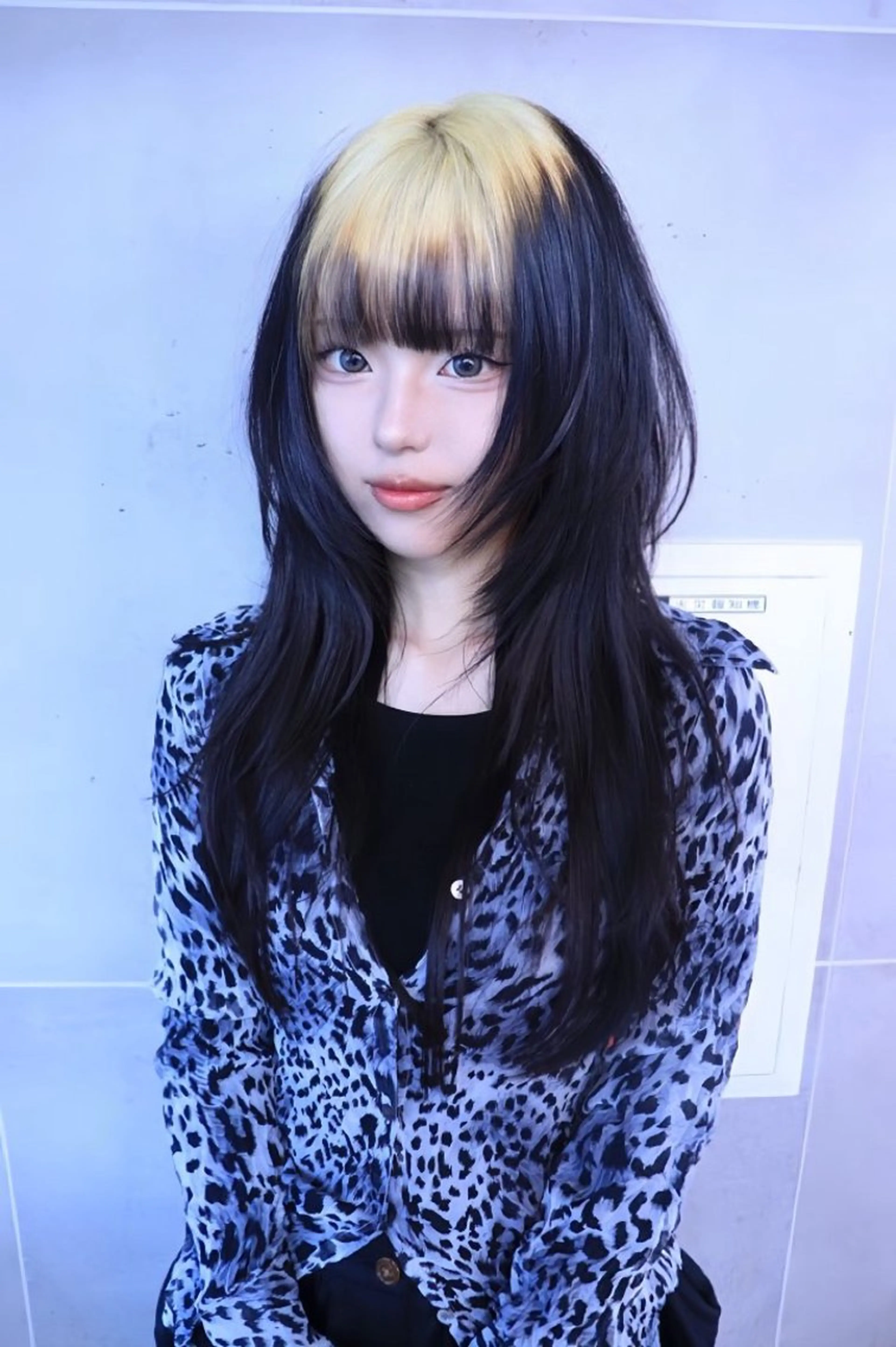 ロング ✴︎TO-MA✴︎ レッドカラー/透明感のヘアスタイル