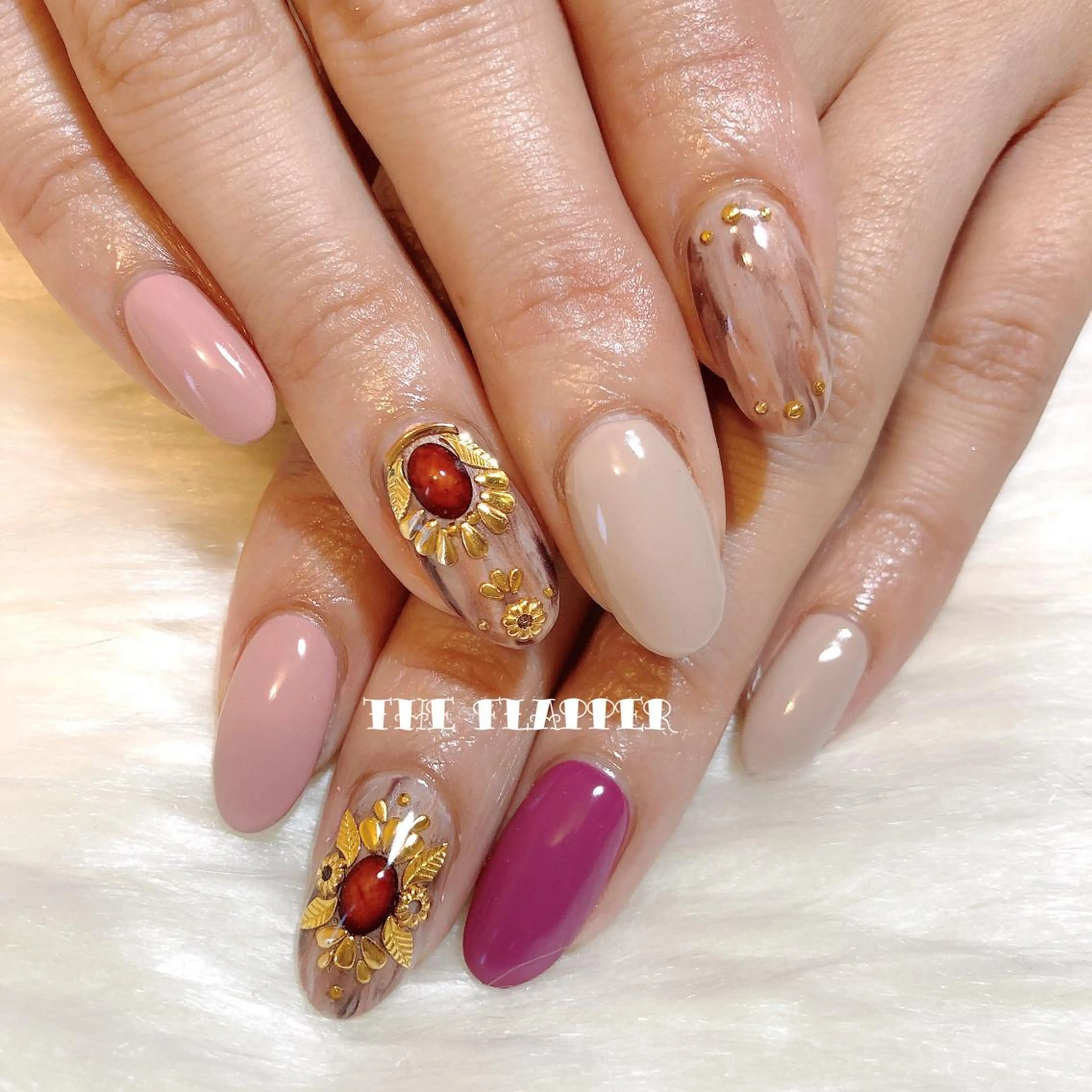 ネイル 持ち込み ハンドネイル フットネイル NailStudio THE FLAPPER所属・THE FLAPPERのネイルデザイン