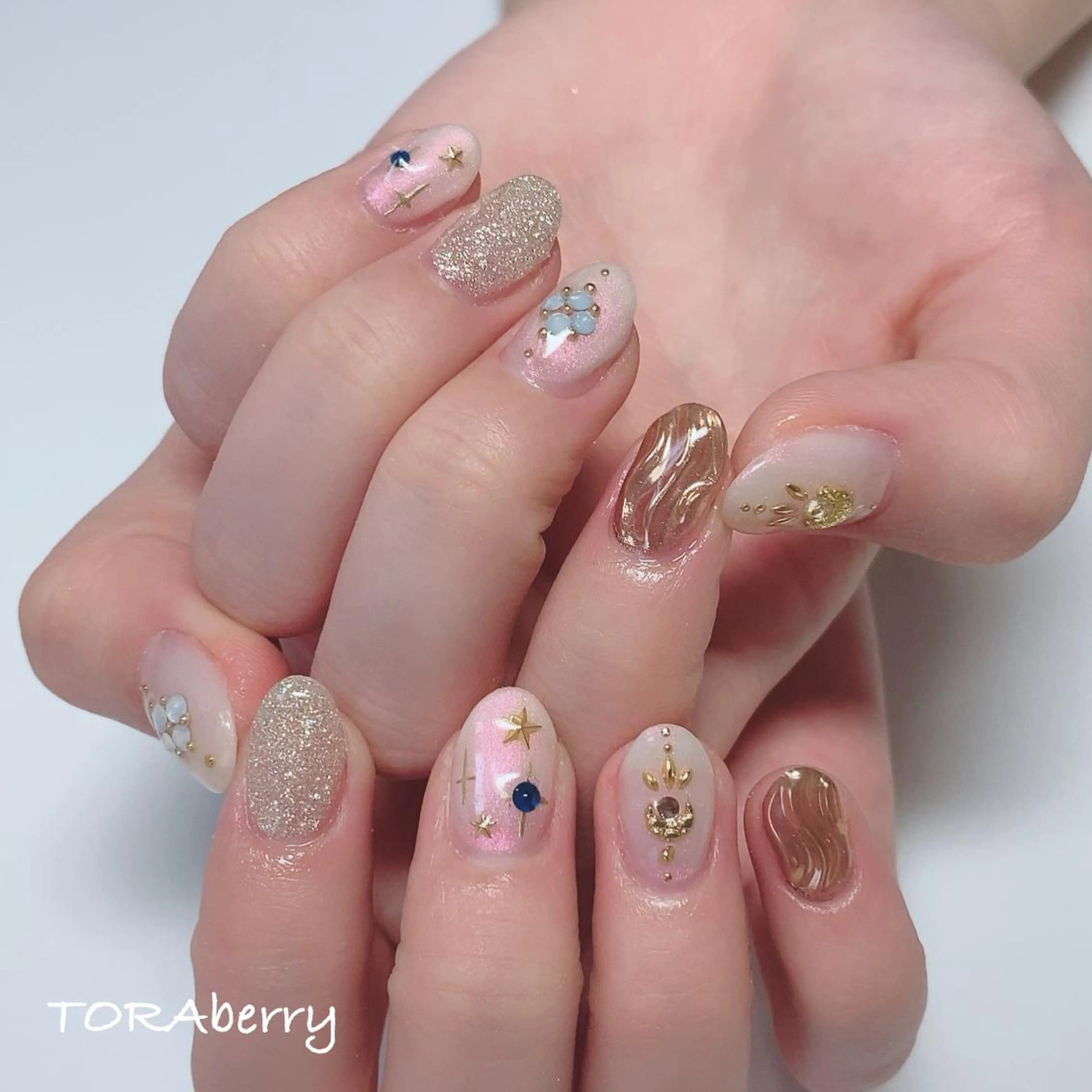 ネイル ハンドネイル ネイリスト なつみのネイルデザイン