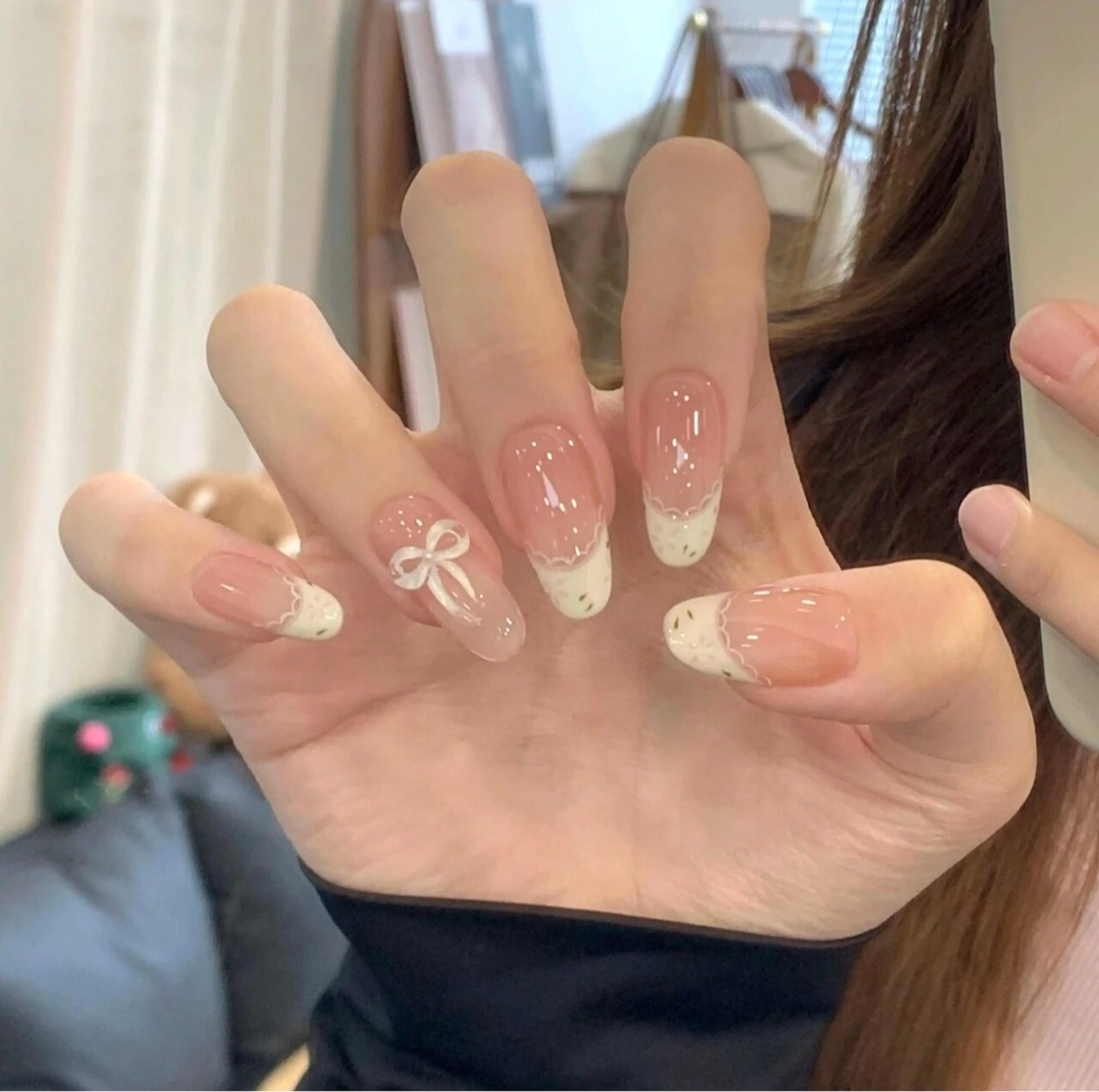 ネイル ハンドネイル ハンドケア SunNail池袋 🍧エミリーのネイルデザイン