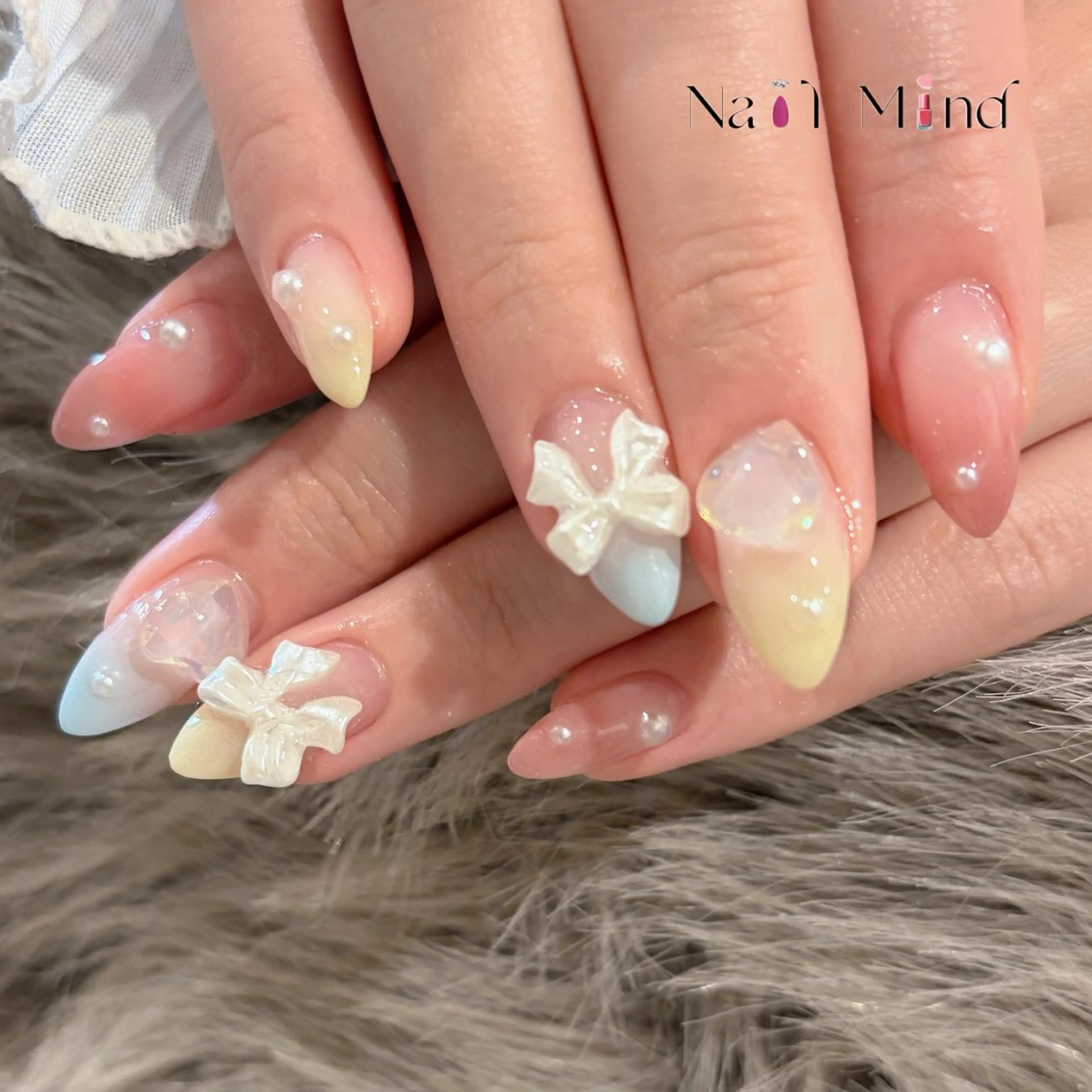 ネイル グラデーション 春ネイル ハンドネイル NailMind イズミのネイルデザイン