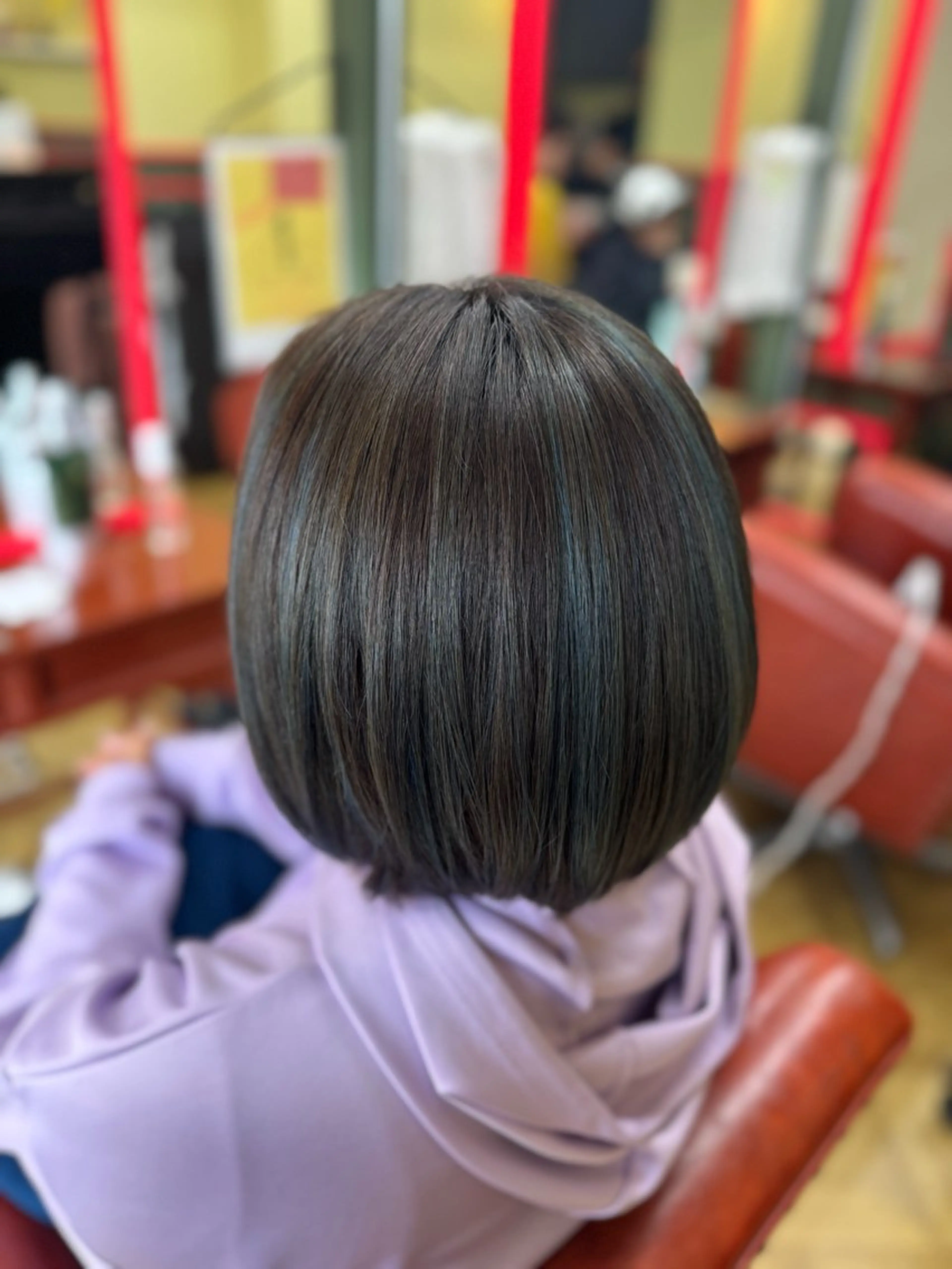ショート カラー 米倉 麻衣のヘアスタイル