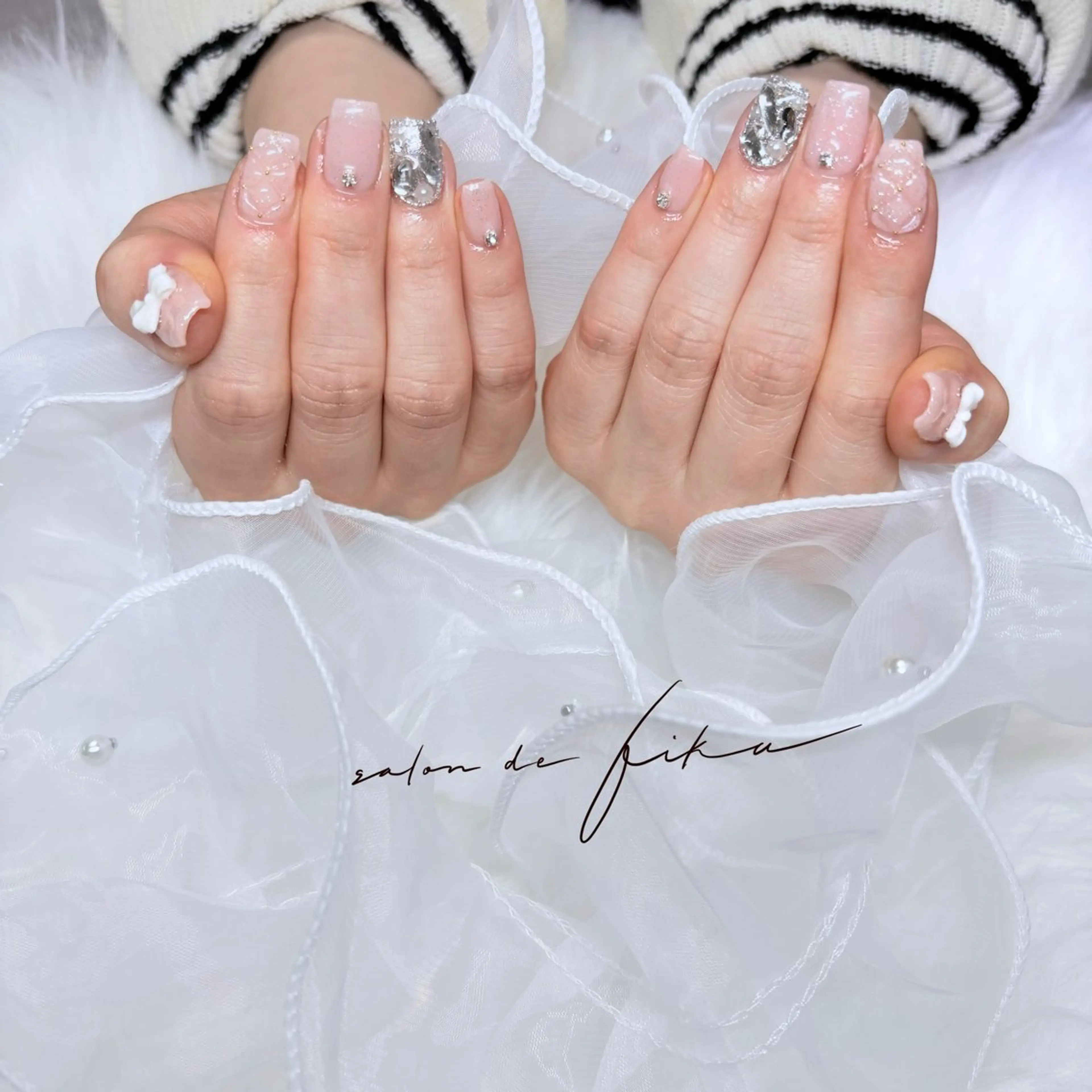 ネイル TOMO. Libのネイルデザイン