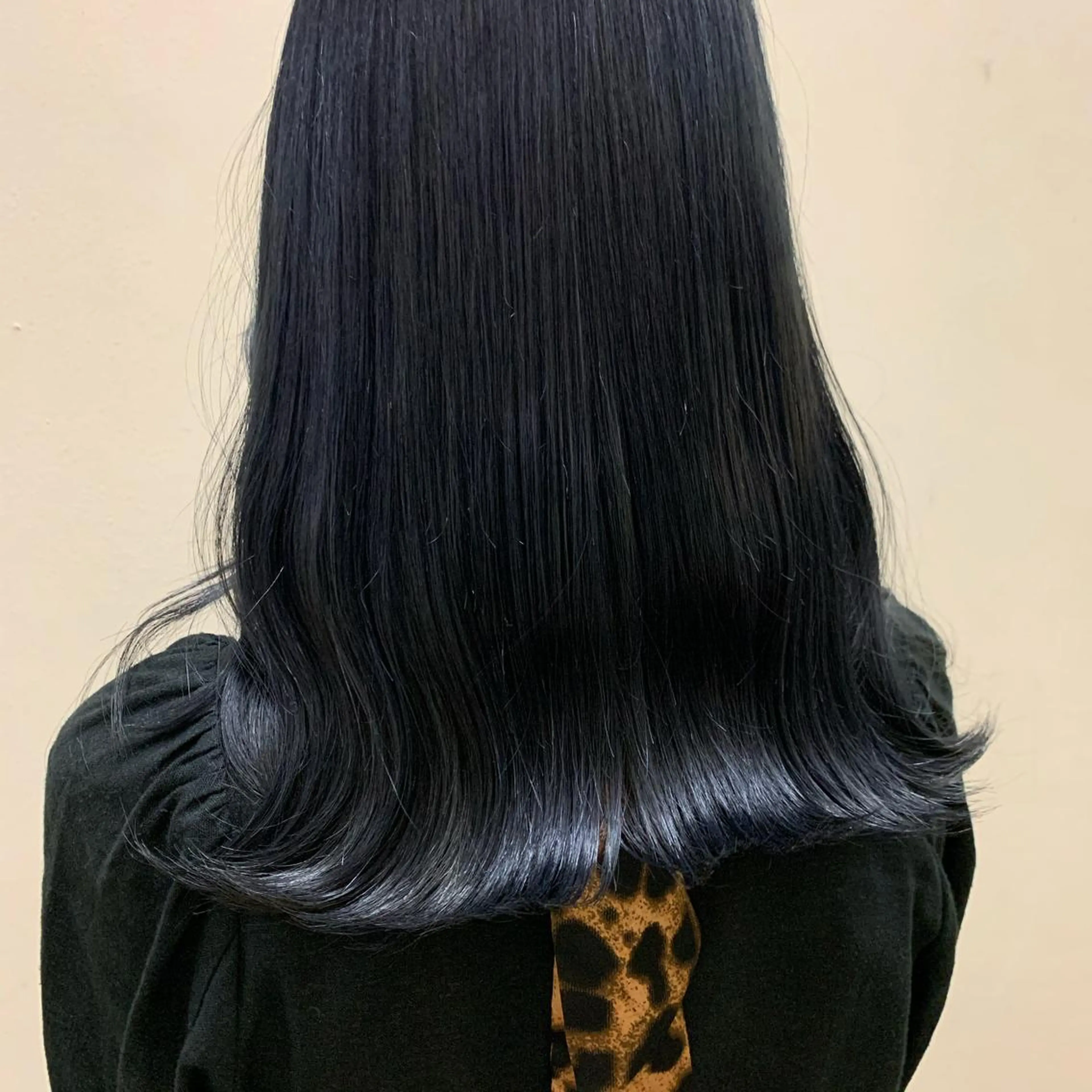 セミロング ayaka 髪質改善レイヤーのヘアスタイル