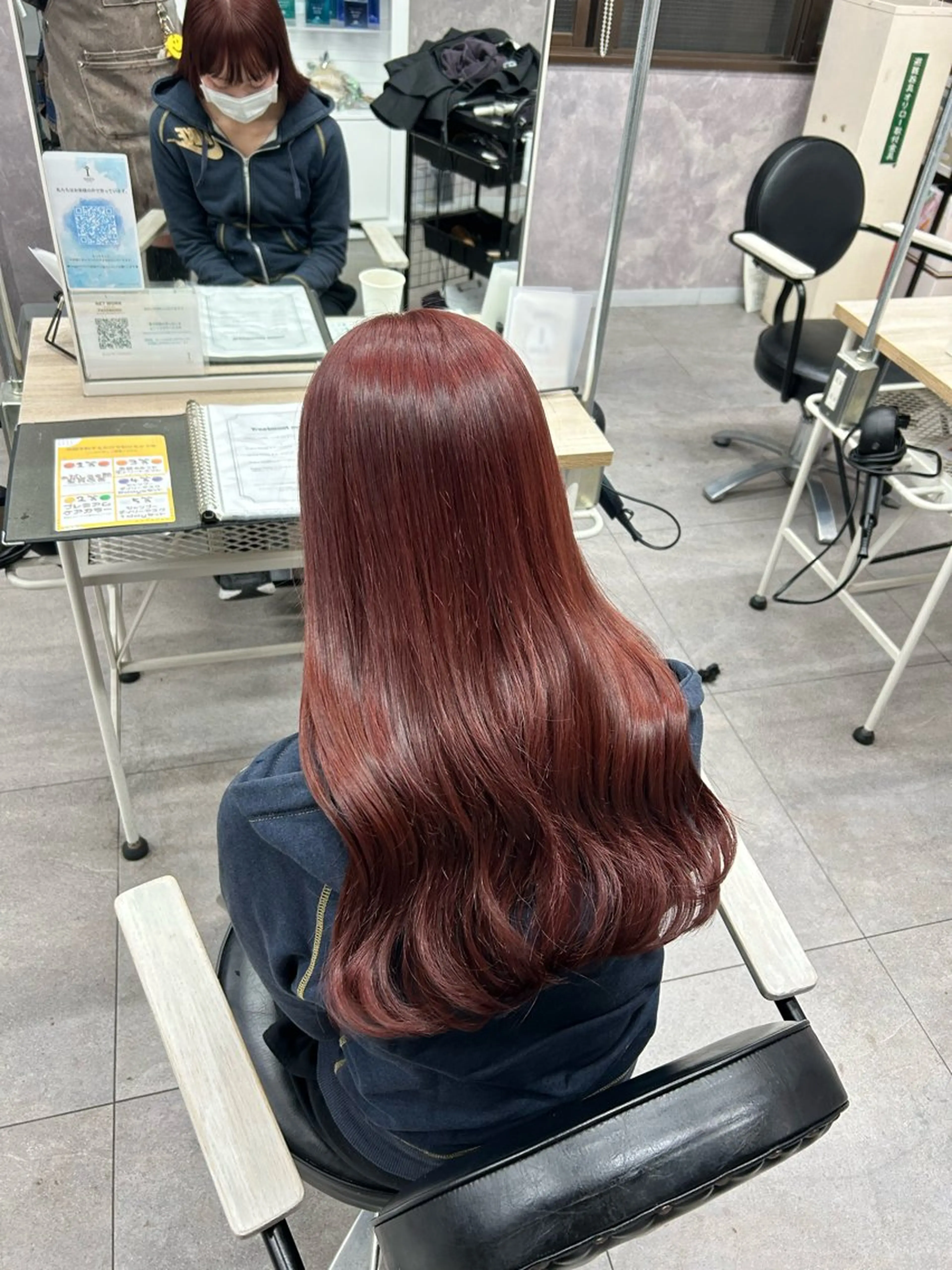 セミロング カラー ヘアカラー トリートメント 暖色カラー🪷 オタク美容師🎶のヘアスタイル