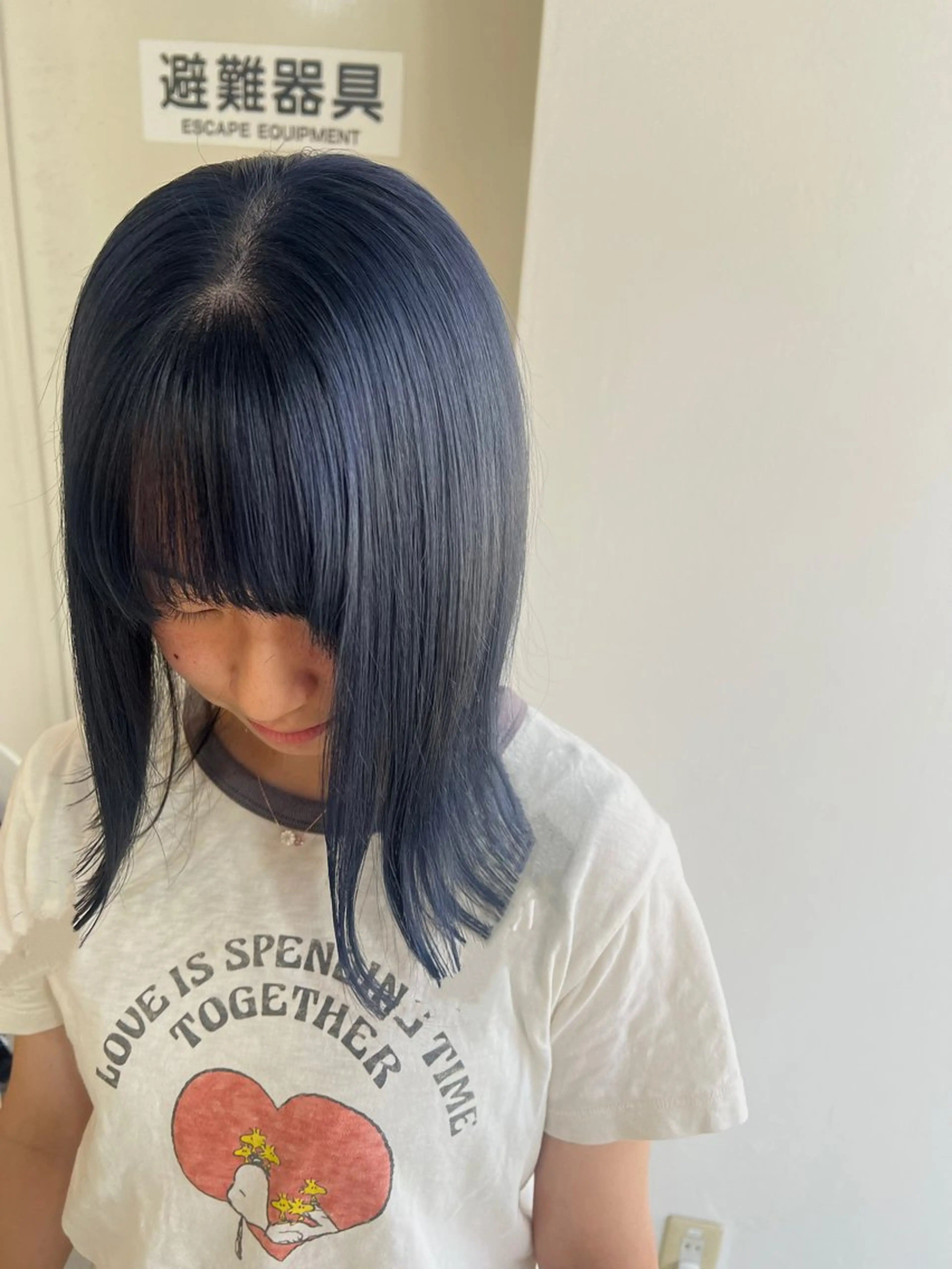 カラー ブリーチ ブルーカラー Sherry/R 三川町 ayakaのヘアスタイル