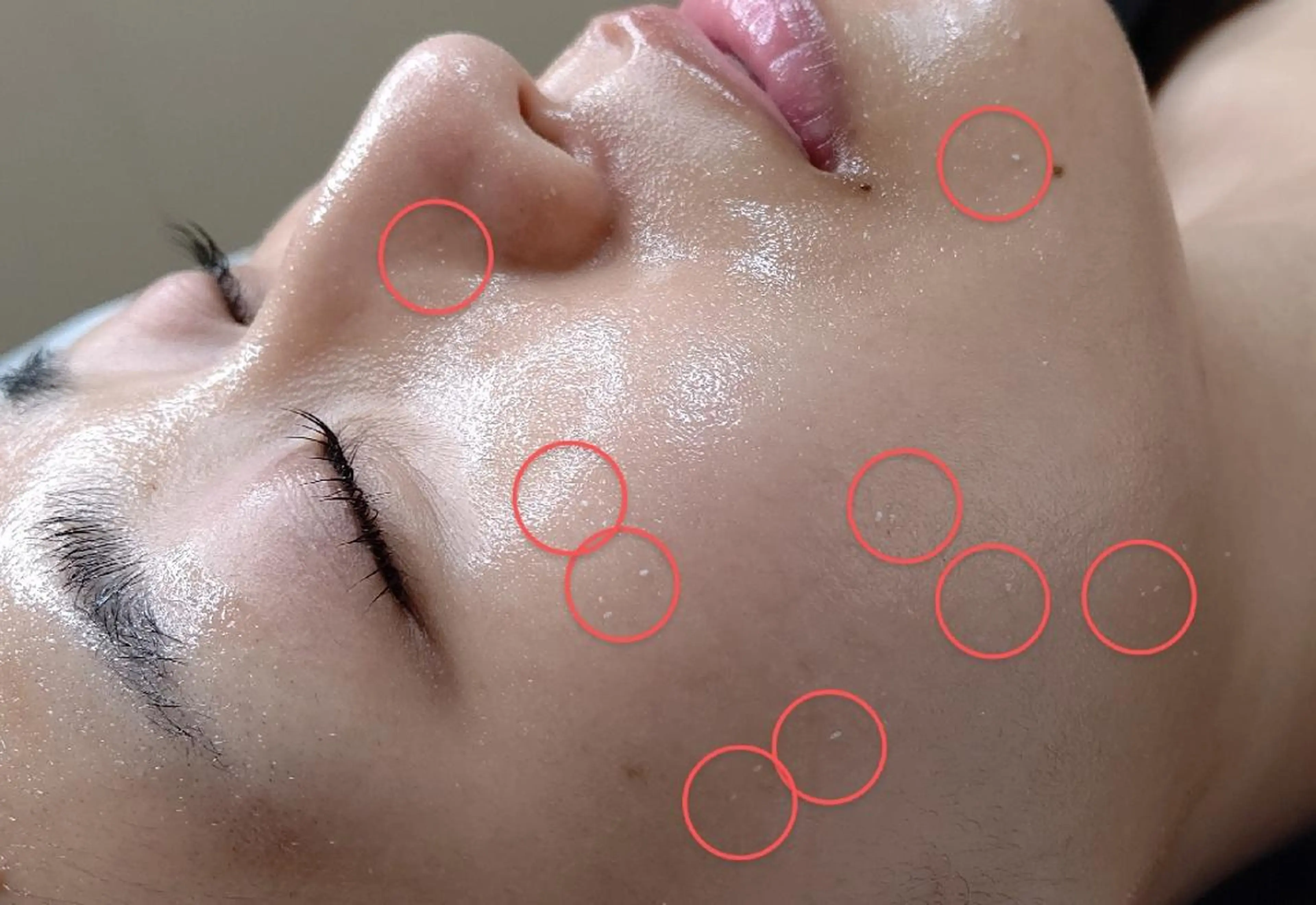 DeRiii 毛穴・ 保湿ケアまつ毛パーマのエステ・リラクイメージ