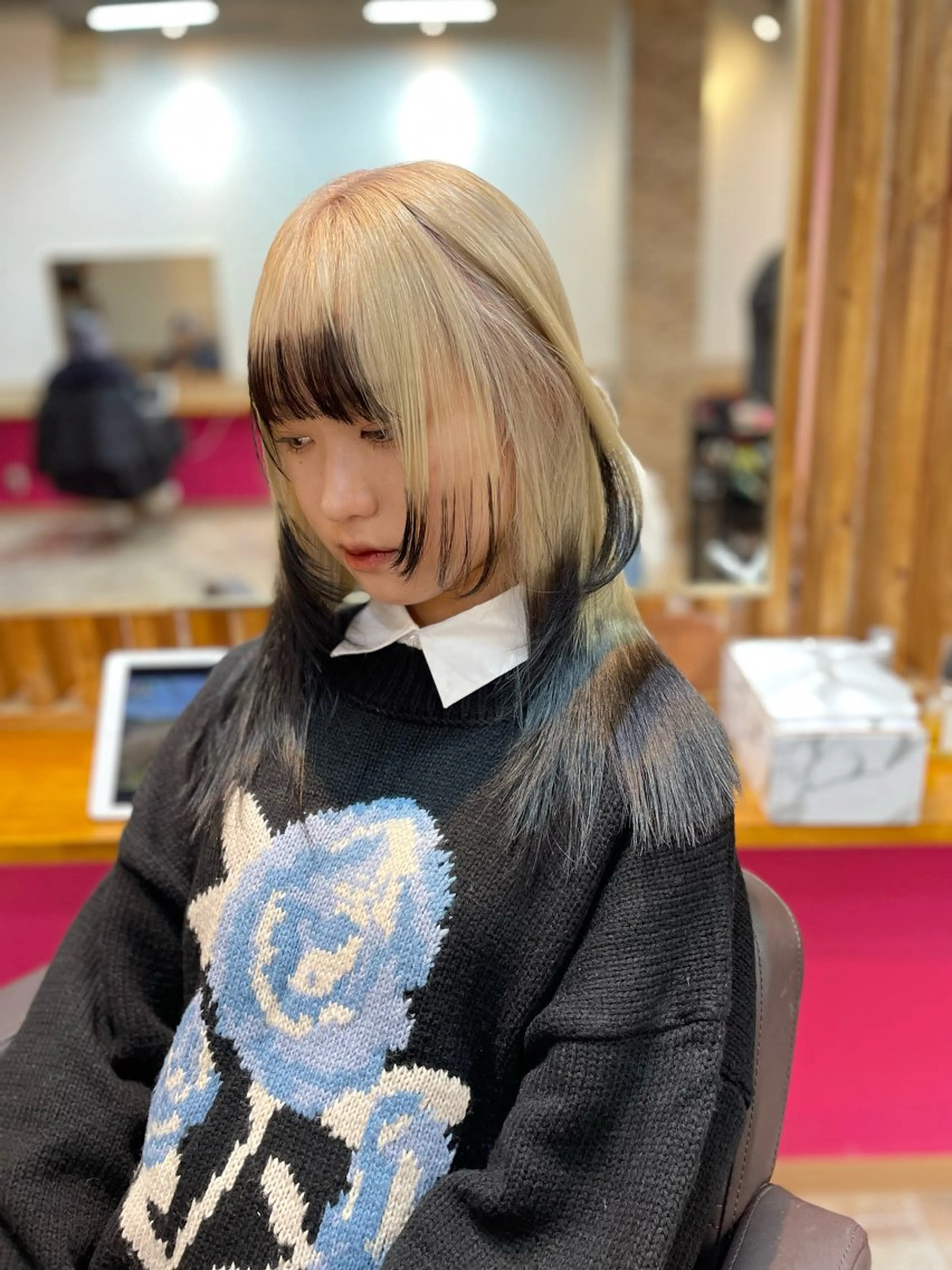 ロング カラー 黒髪 顔周りカット レイヤーカット カット ヘアカラー YUI/ ブリーチカラー🌷のヘアスタイル