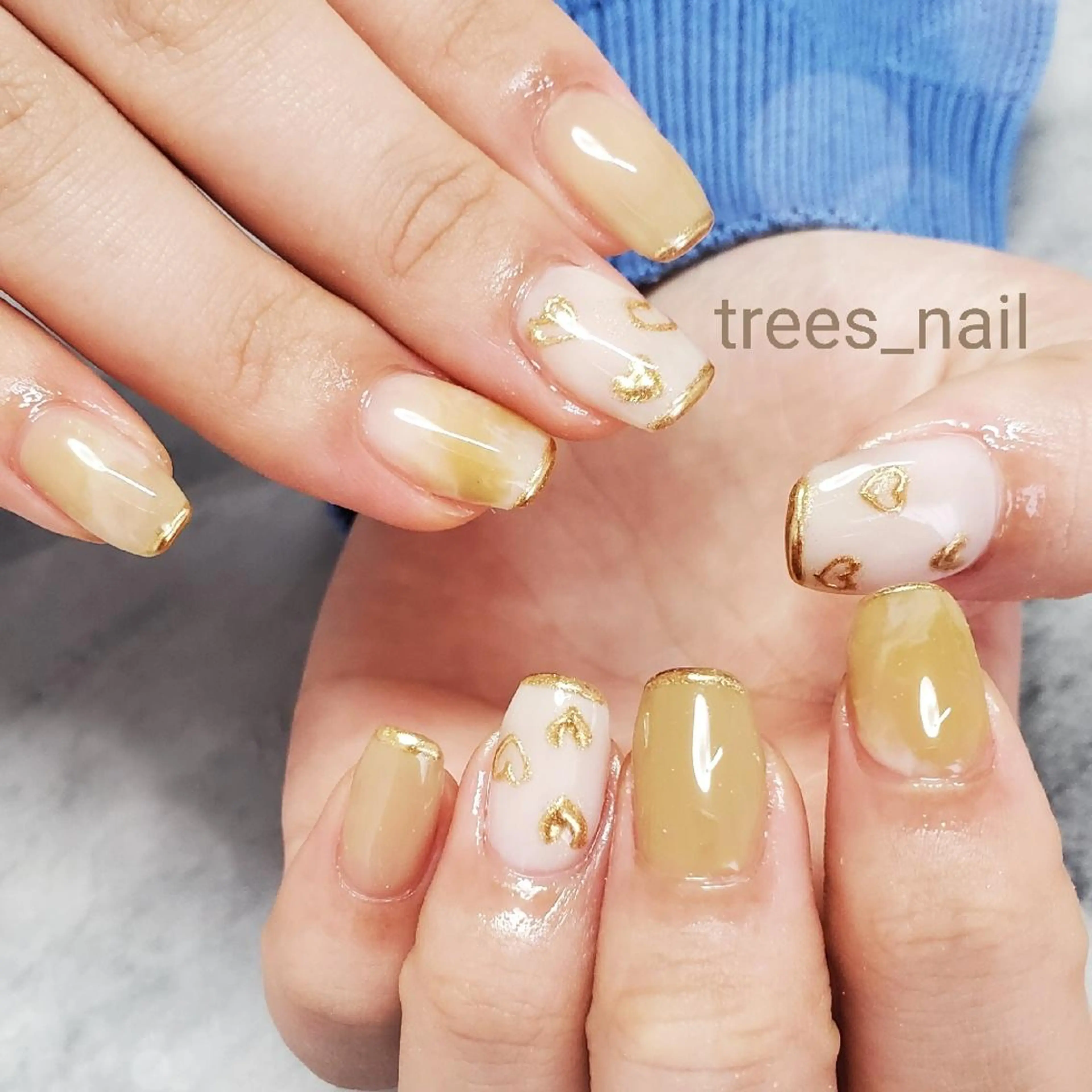 ネイル アートネイル ハート ミラーネイル ニュアンスネイル バレンタイン trees_ nailのネイルデザイン