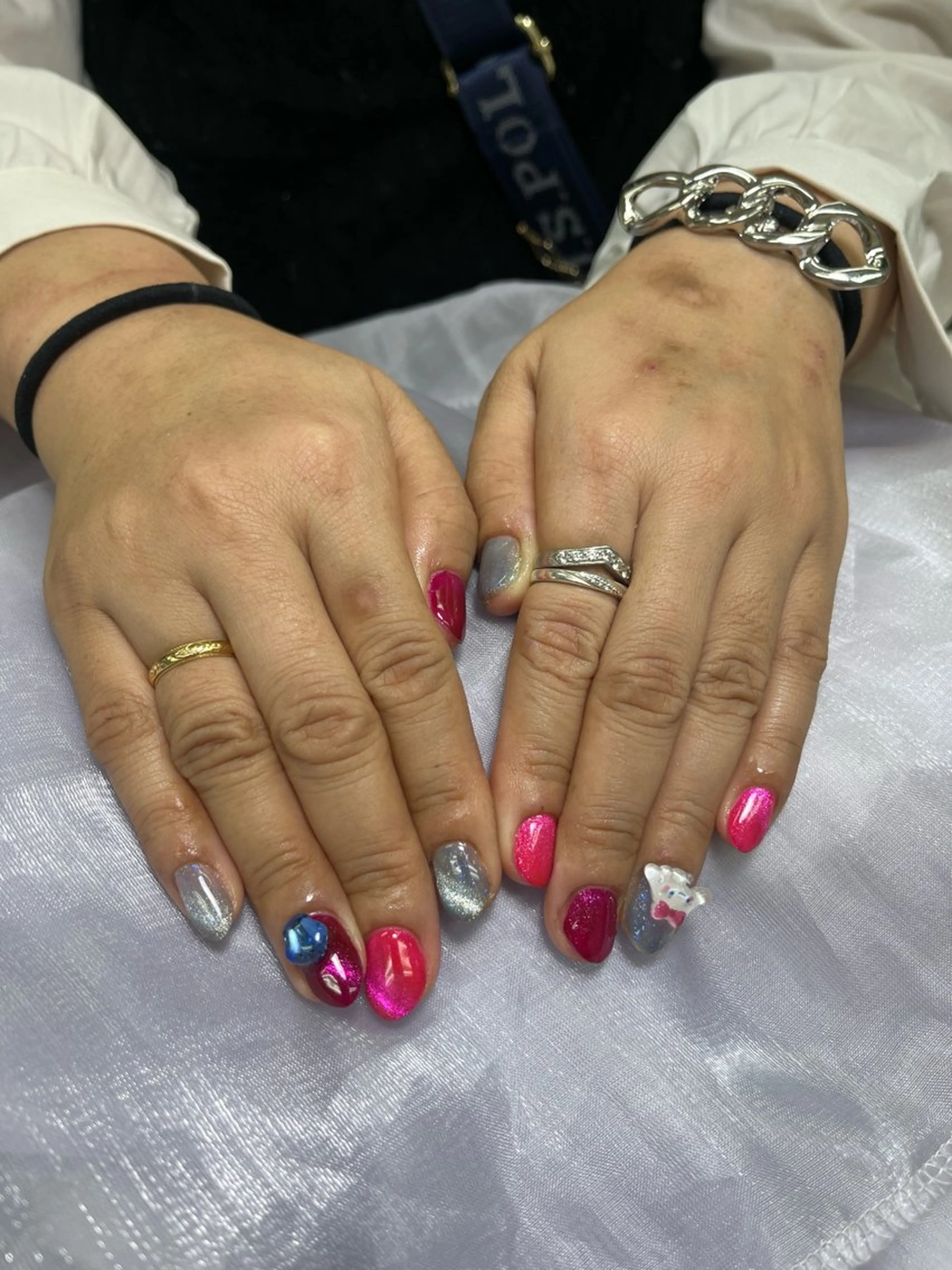 ネイル ハンドネイル ongles chicのネイルデザイン