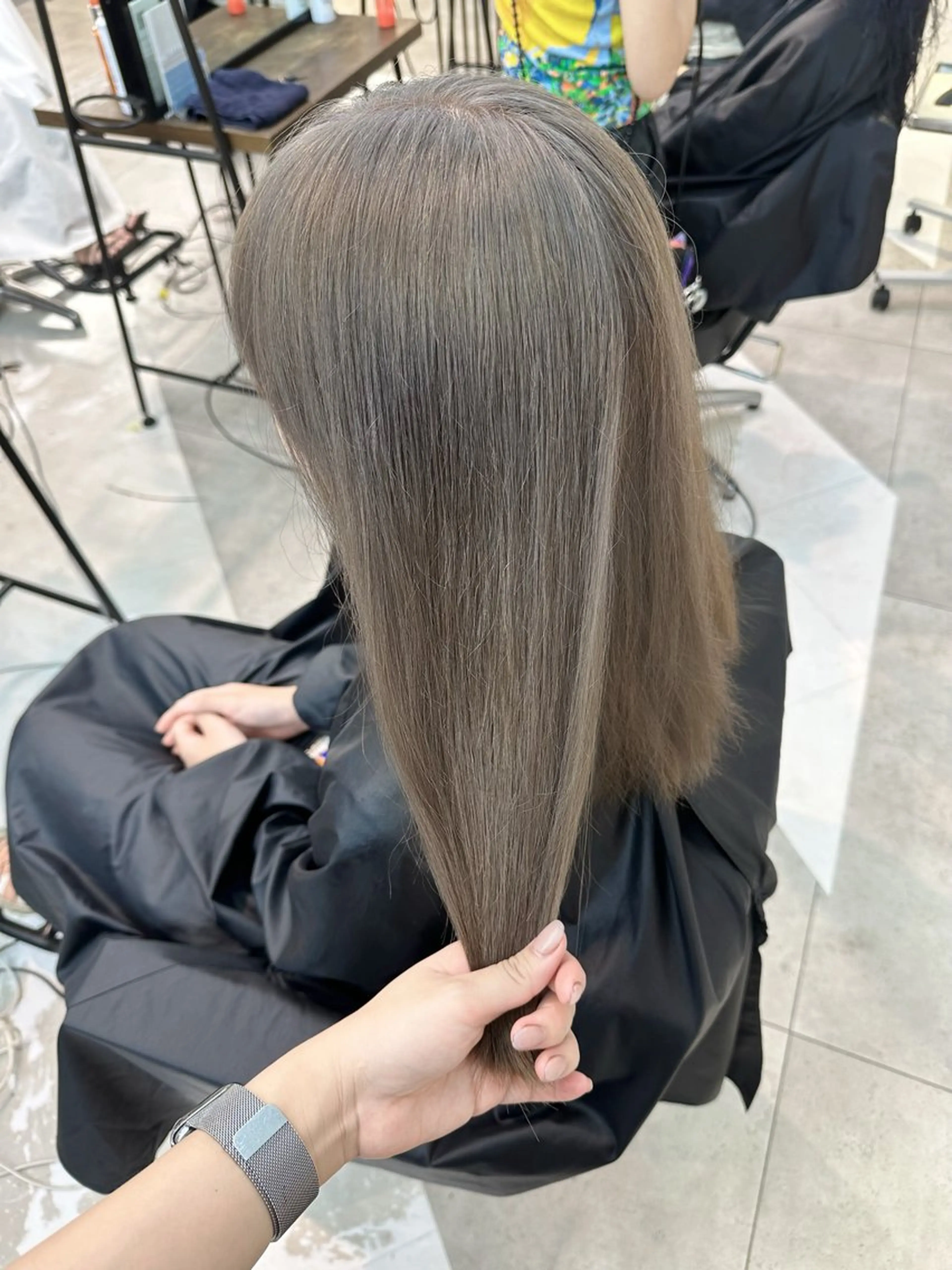 ロング カラー ヘアカラー 韓国ヘアメンズ・レデ ィース特化ミクのヘアスタイル