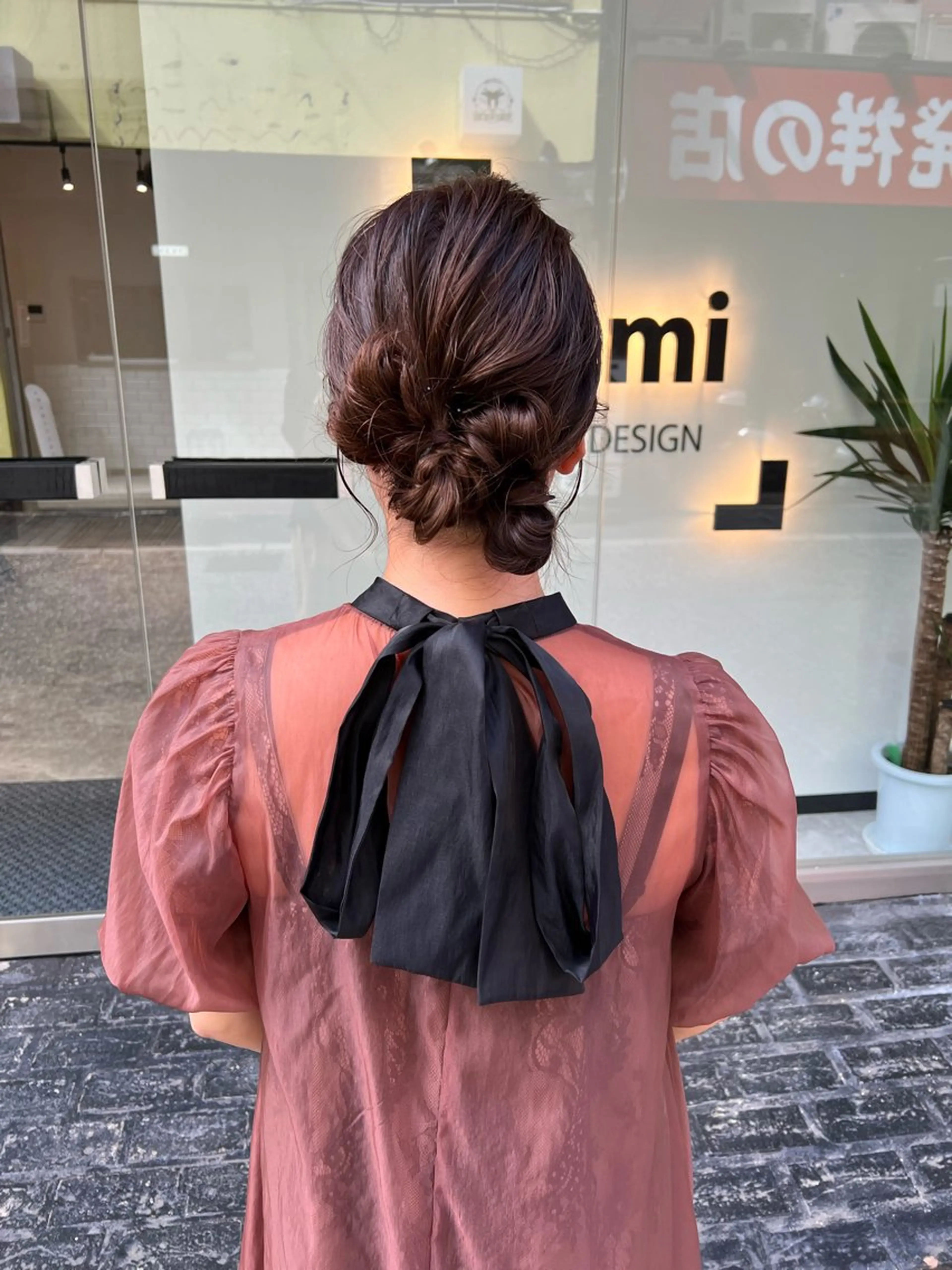 ミディアム カラー ヘアアレンジ お団子ヘア 「sumi」 AMIのヘアスタイル