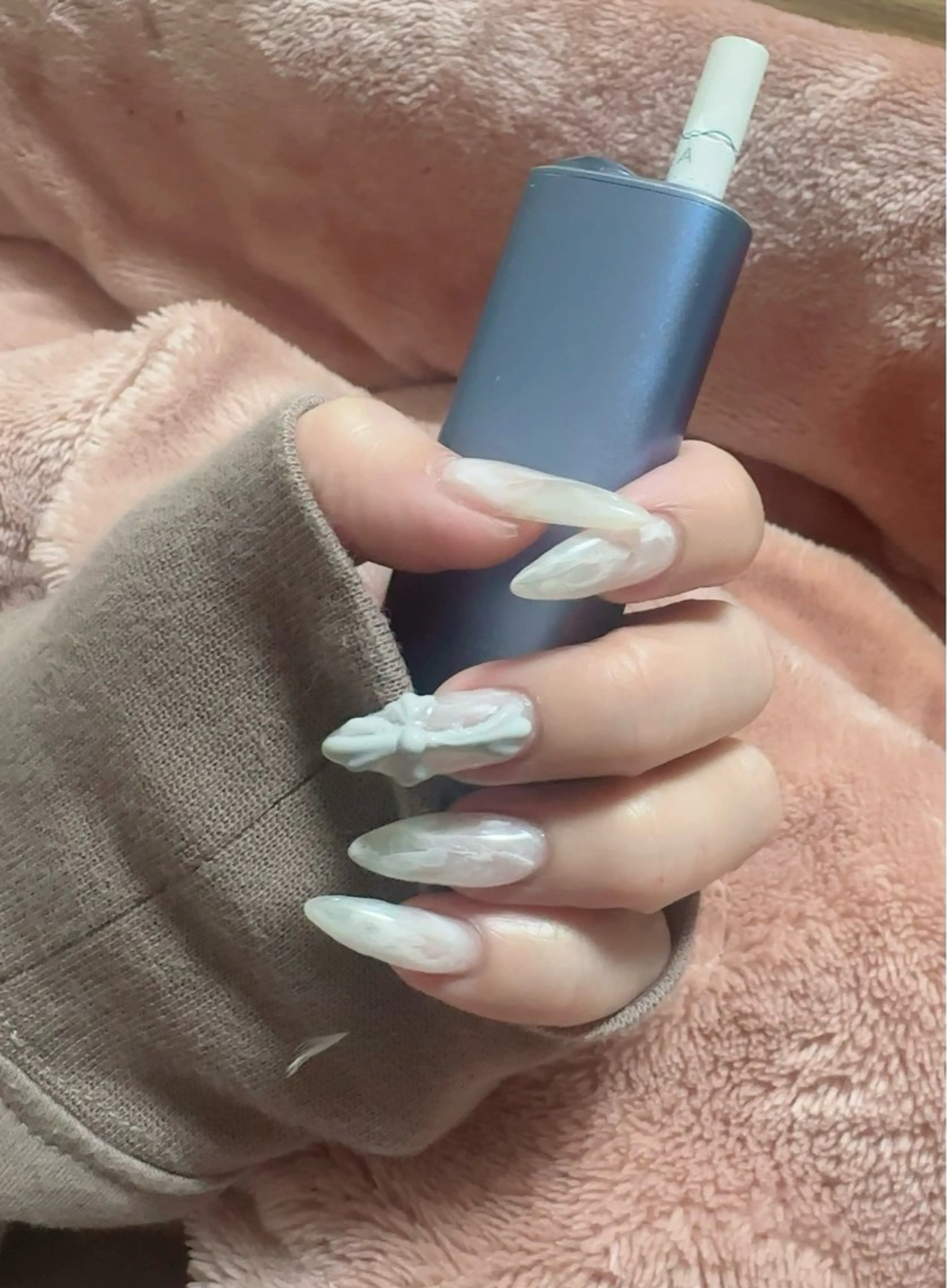 ネイル ハンドネイル AOAQUA SHIORIのネイルデザイン