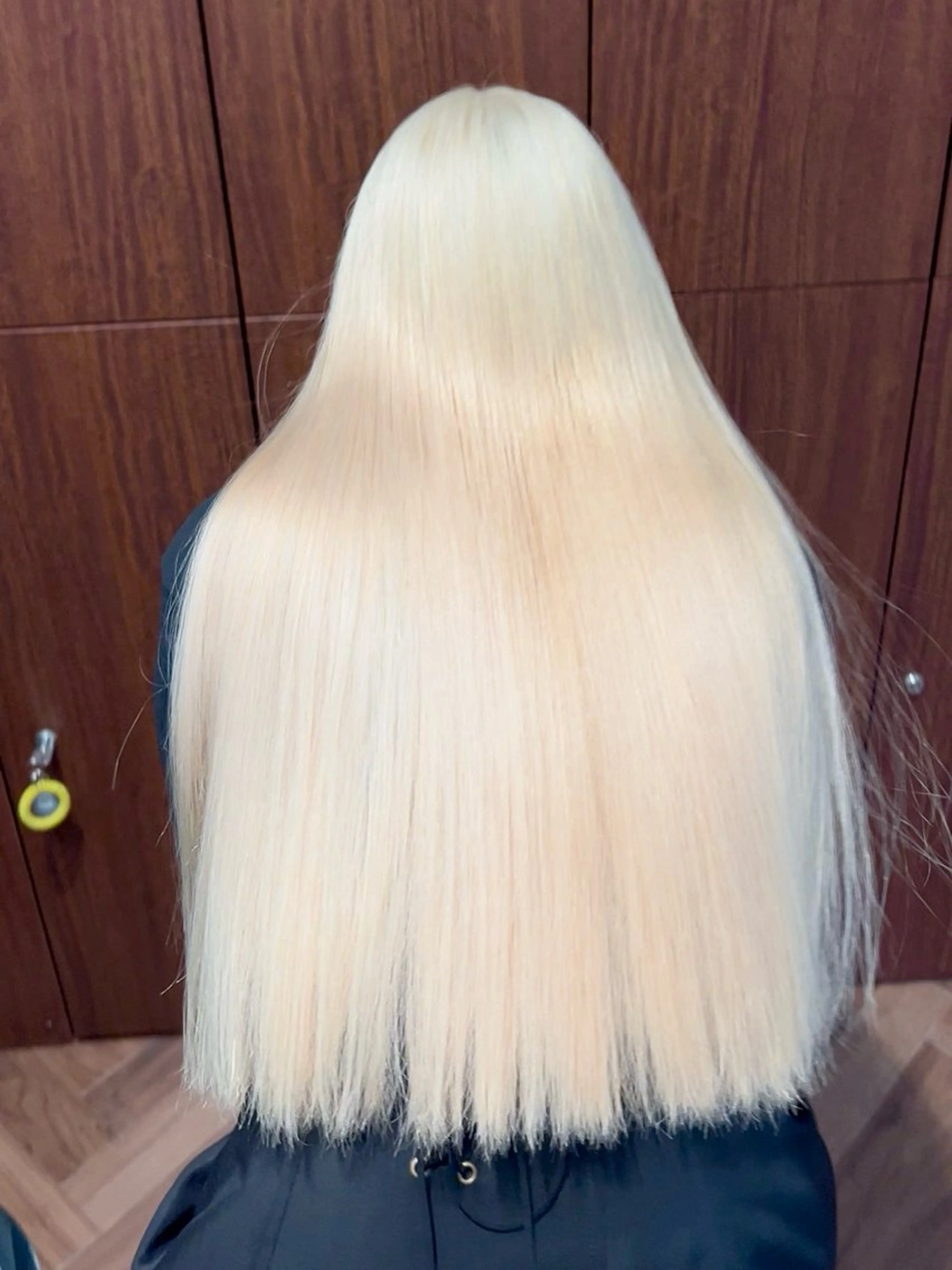ロング カラー ブリーチ ブロンド ケアブリーチ 透明感カラー ダブルカラー レイヤー専門家 ダブルカラー修のヘアスタイル