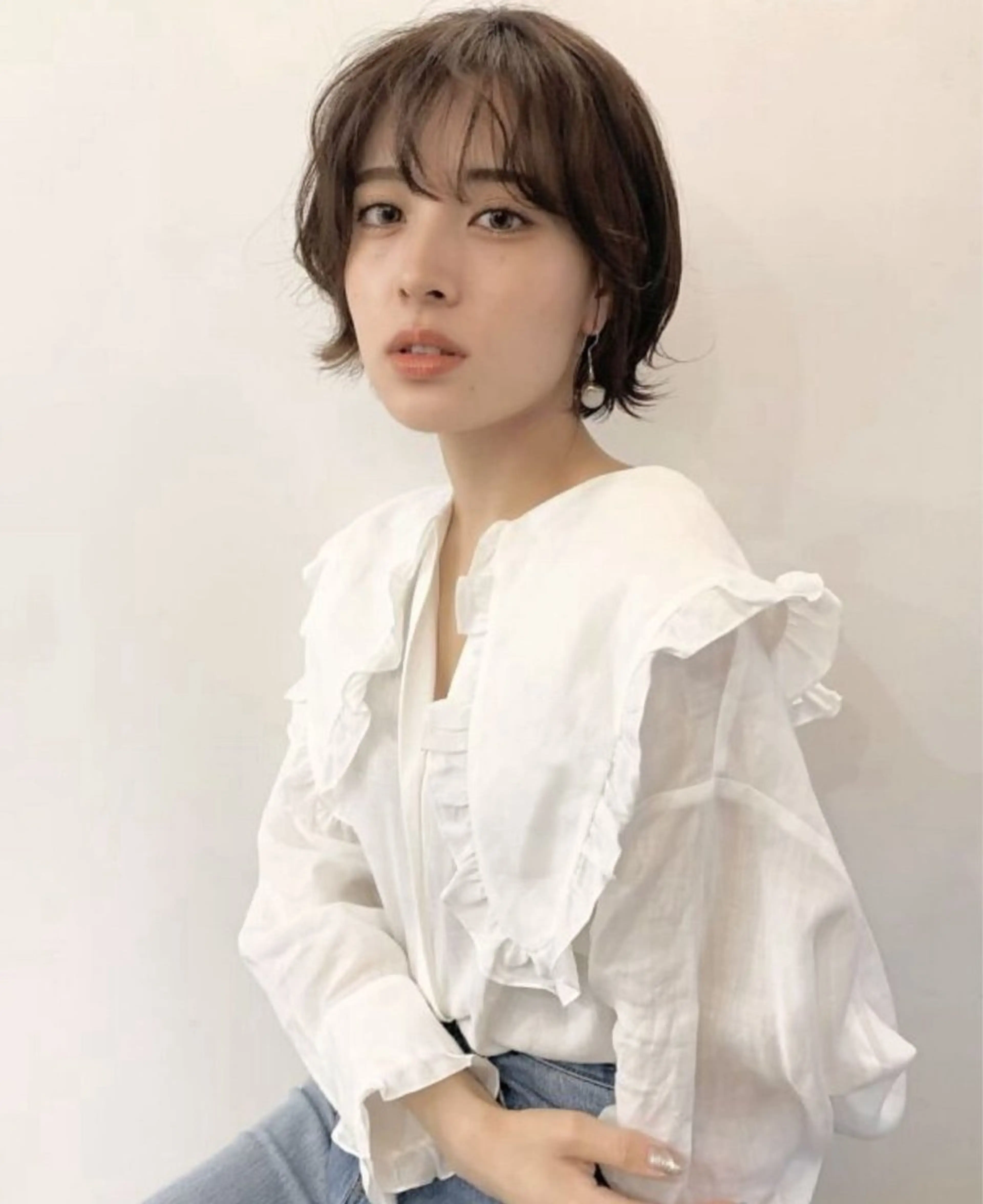 ショート カラー 白井 花穂のヘアスタイル