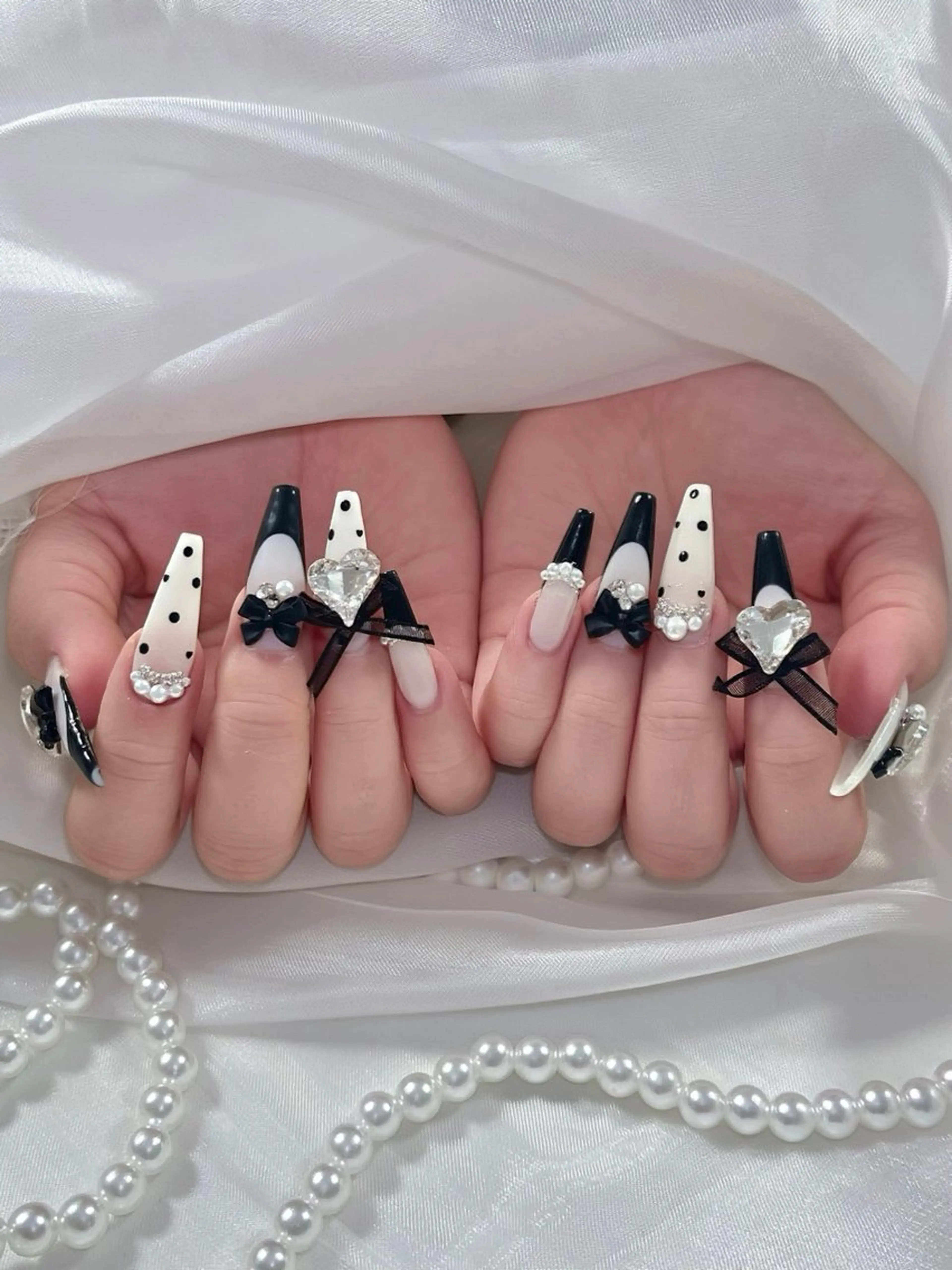 ネイル ハンドネイル RINAKY Kora Nailのネイルデザイン