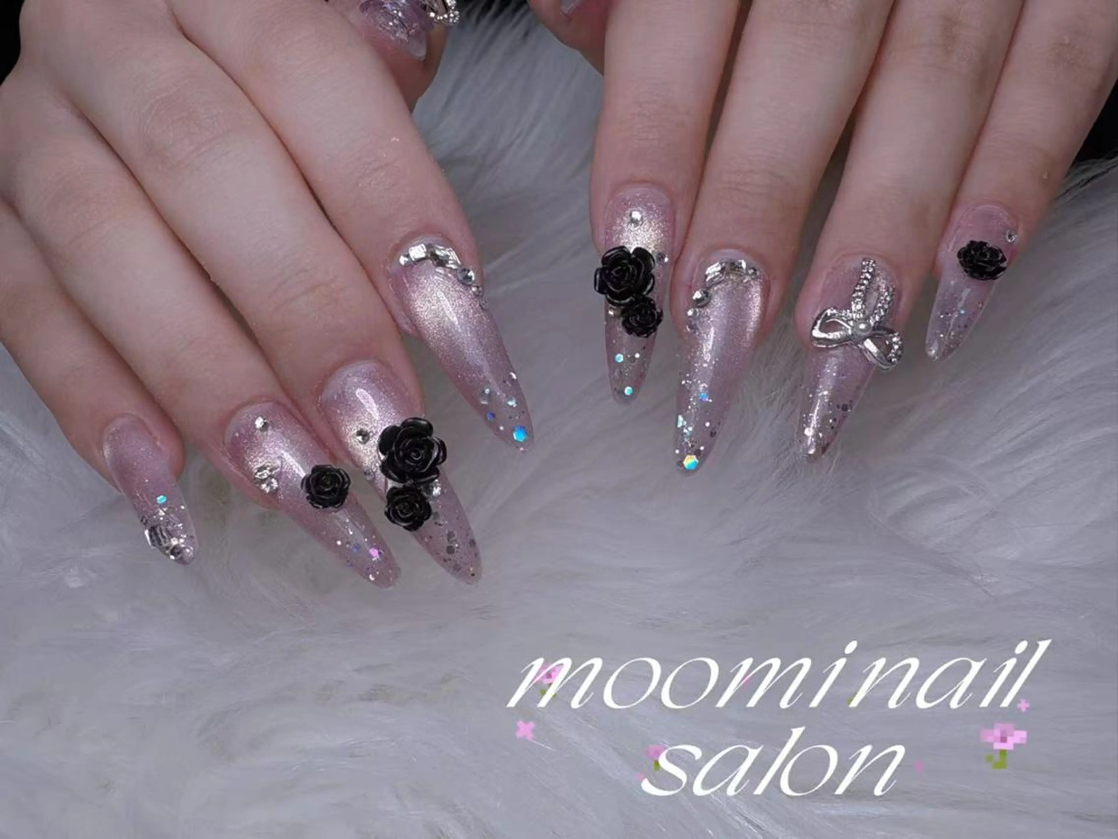 セミロング 韓国風ヘア ハンドネイル Moomi nail salonのネイルデザイン