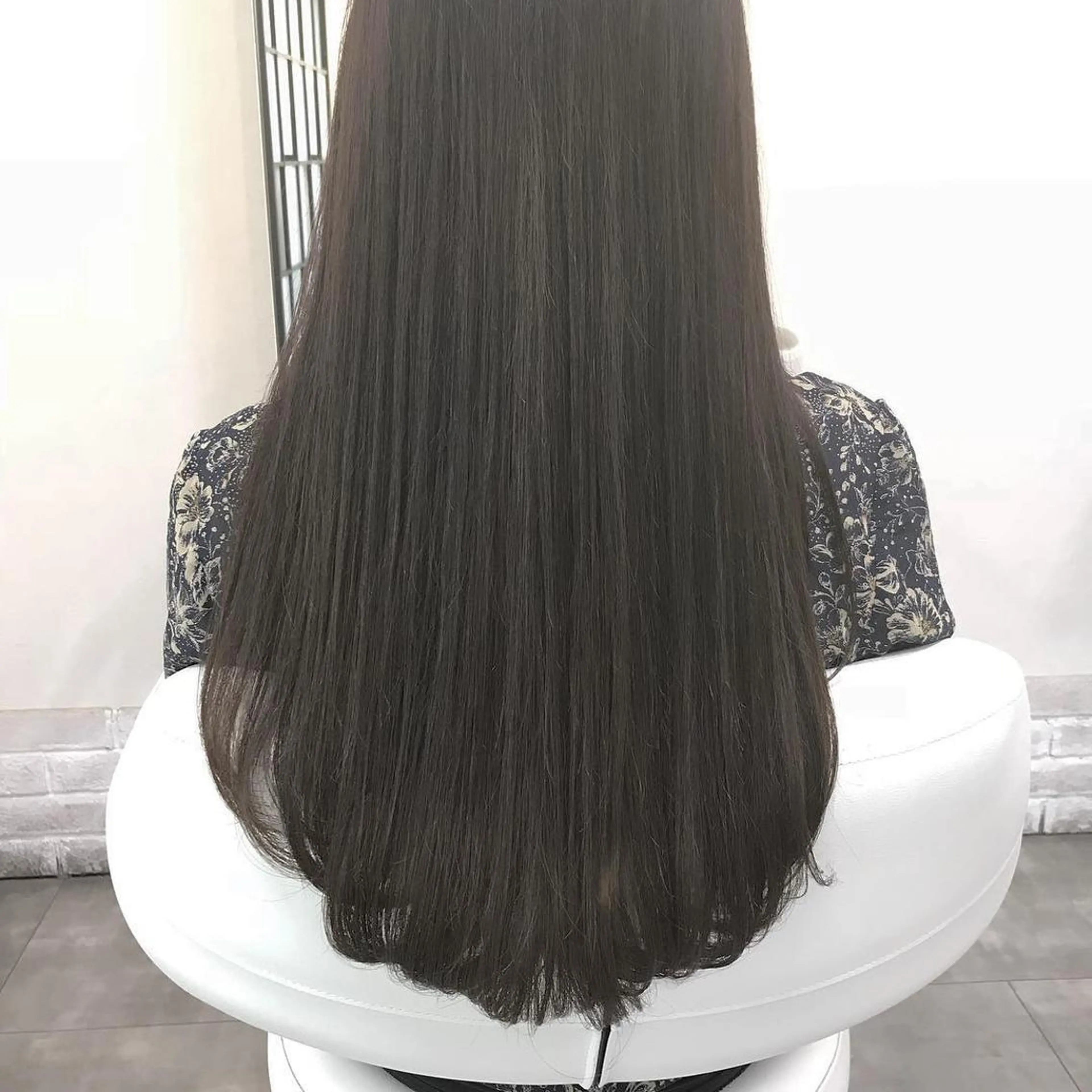 メンテナンスカット+縮毛矯正の写真