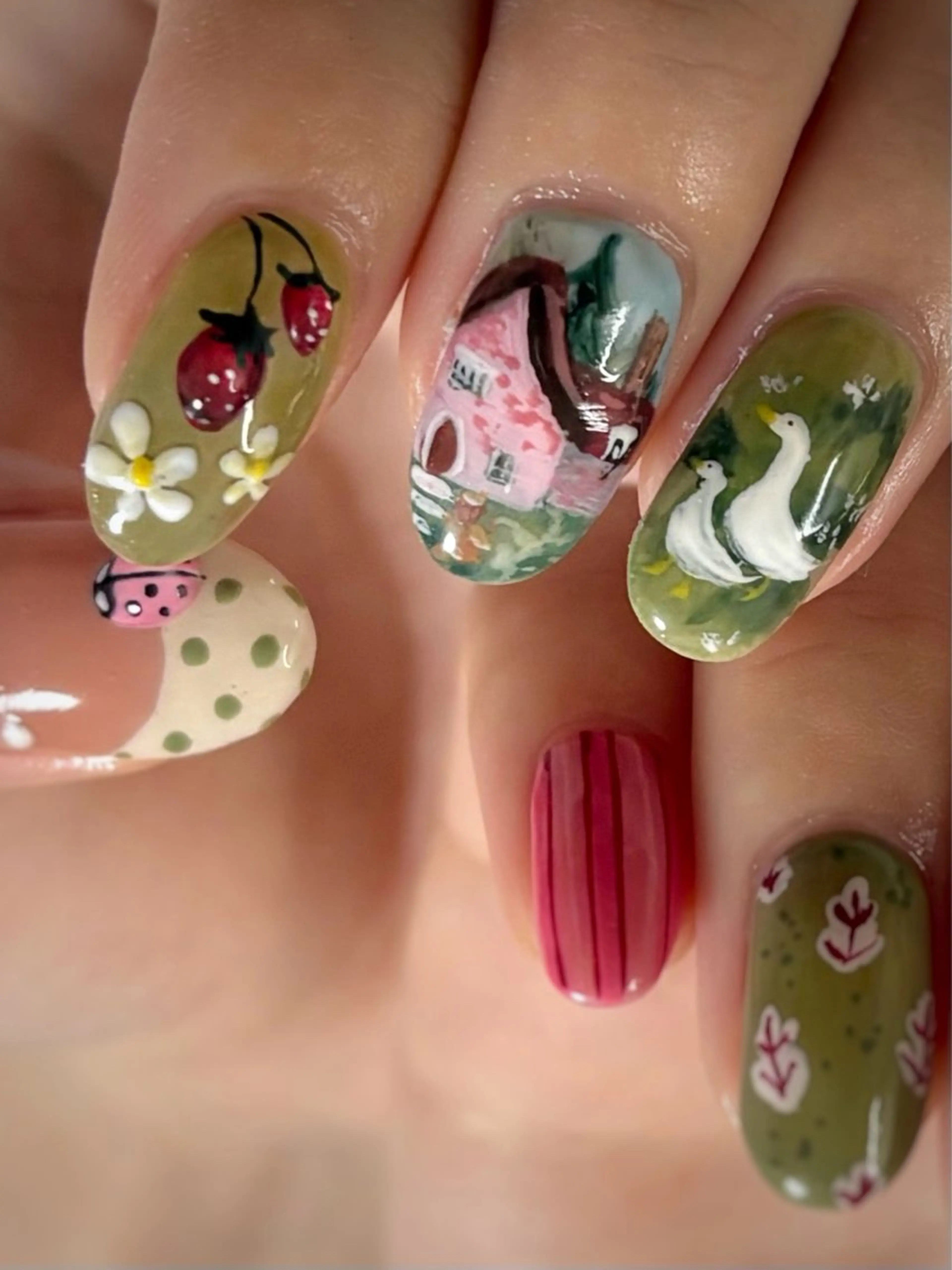 ネイル ハンドネイル FIORITURA Maikoのネイルデザイン