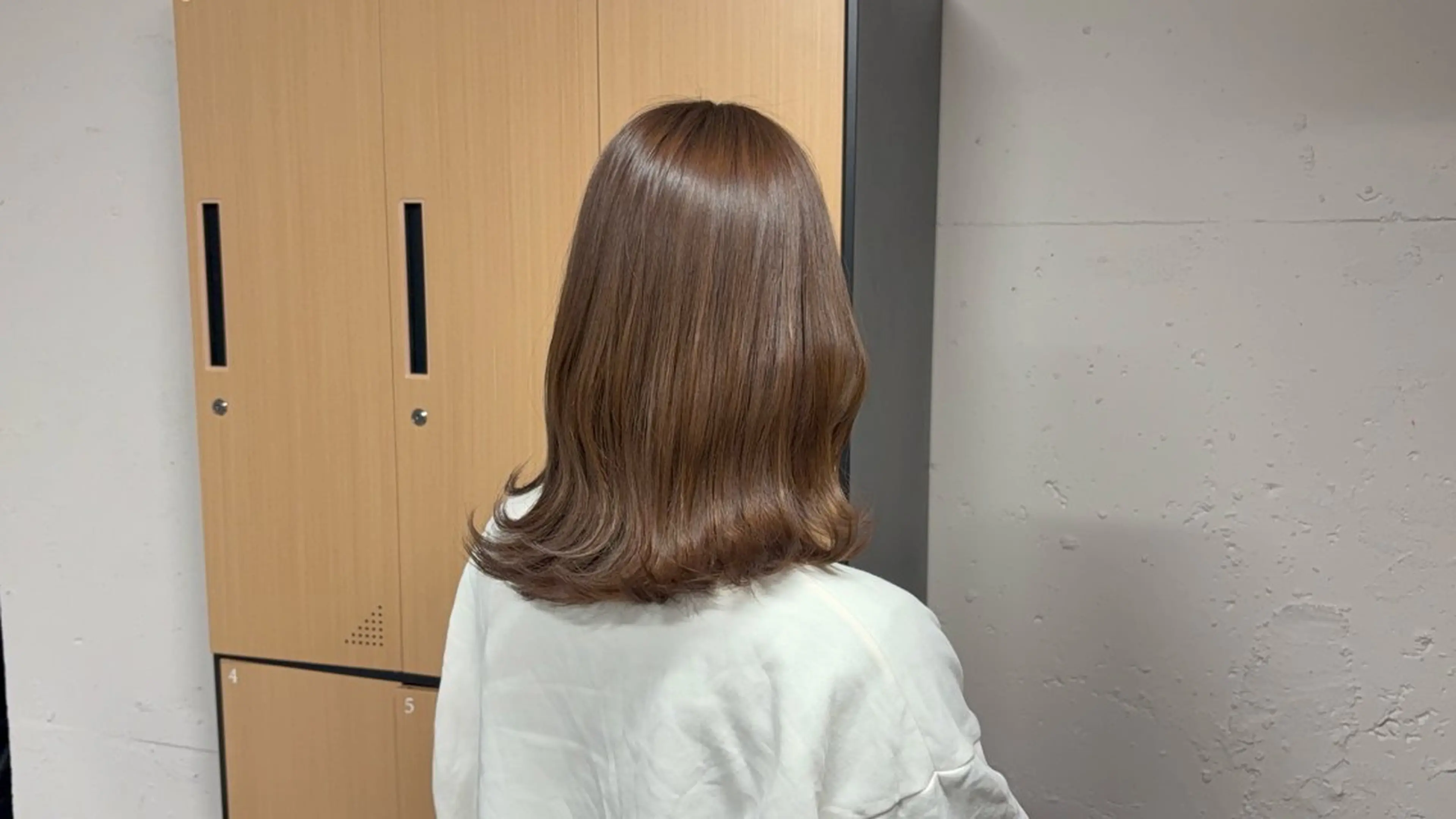 ミディアム tokute 中野真咲🐺のヘアスタイル