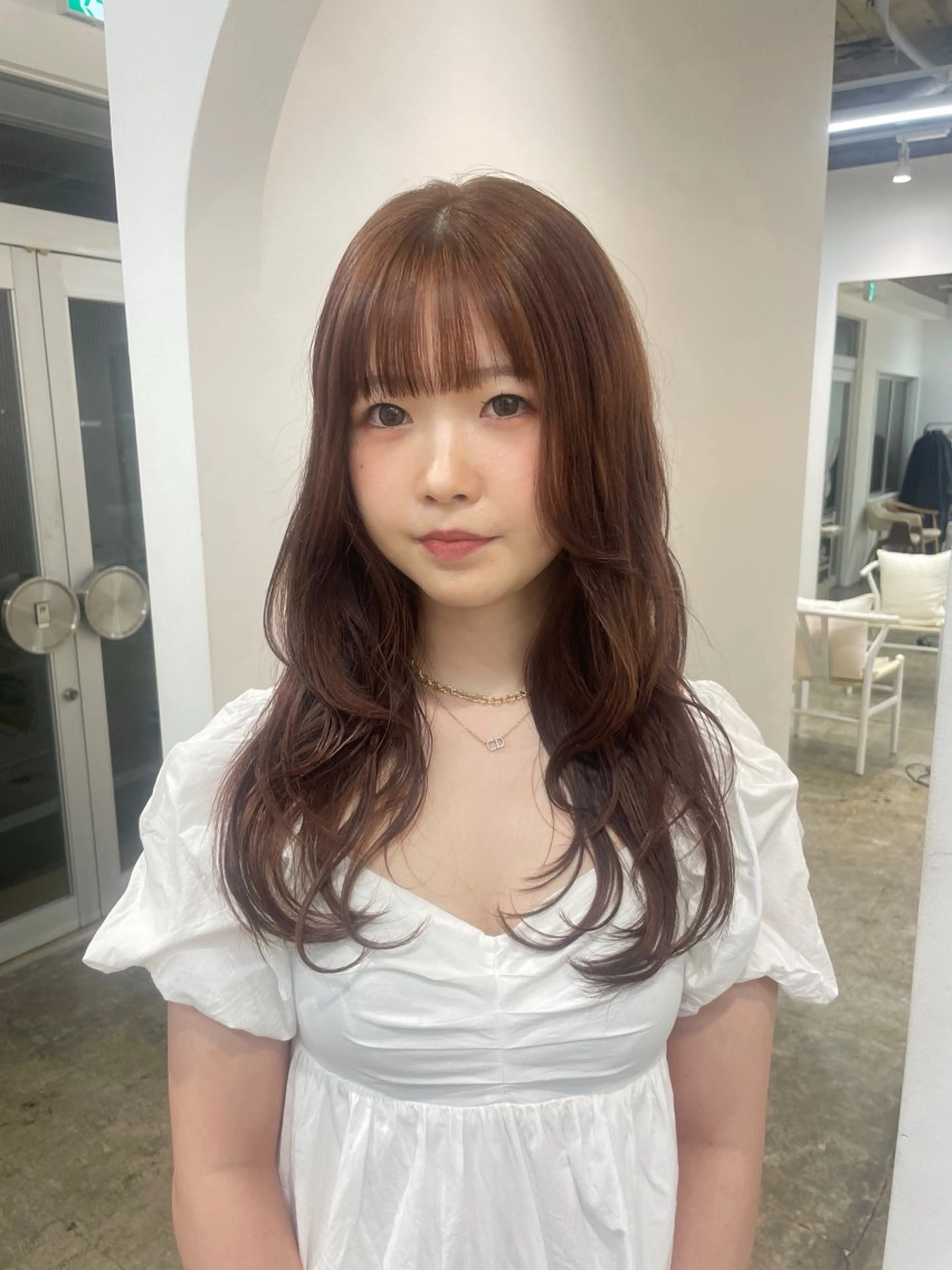 ロング レイヤーカット ヘアカラー mihane fit hueのヘアスタイル
