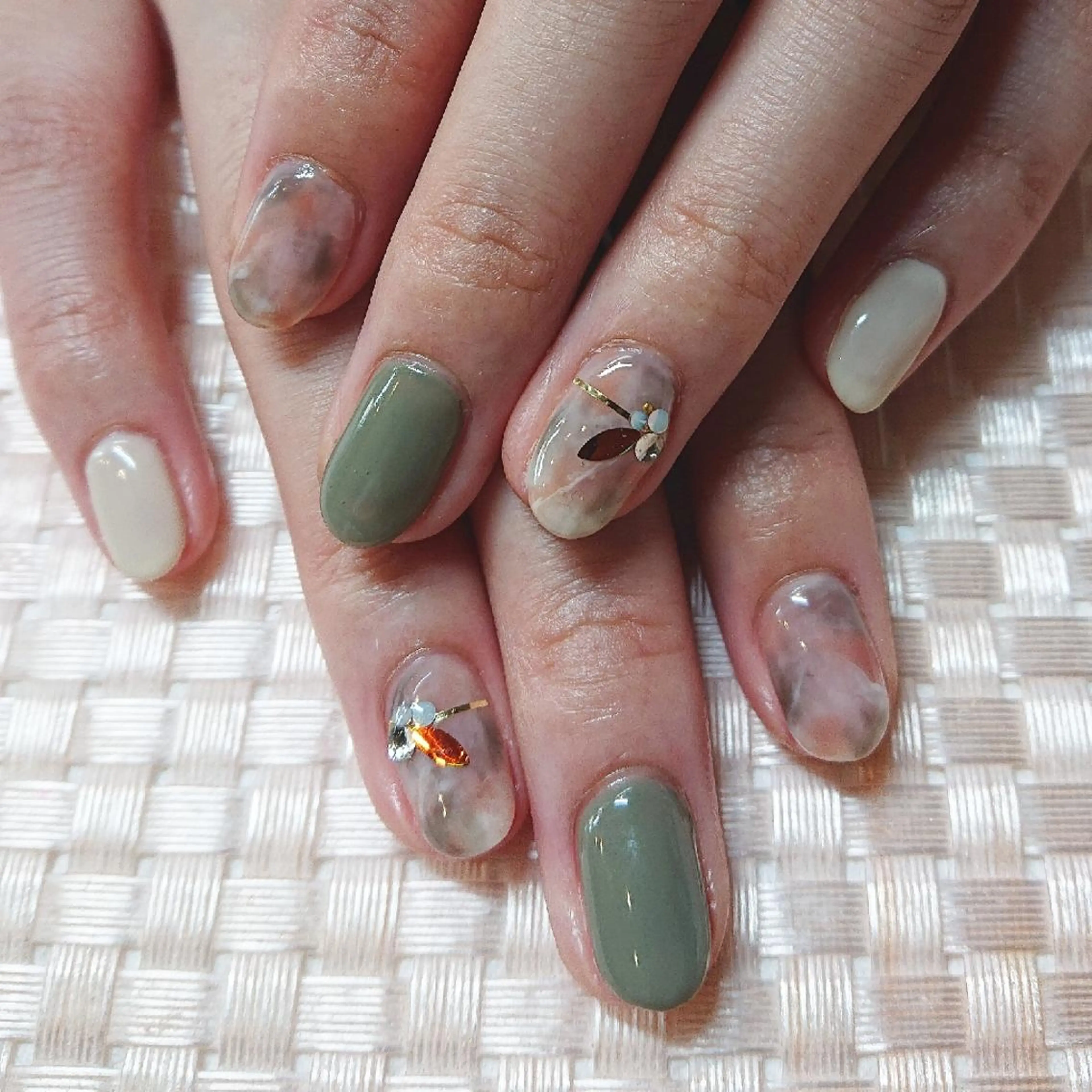 ネイル みー shakushiroのネイルデザイン