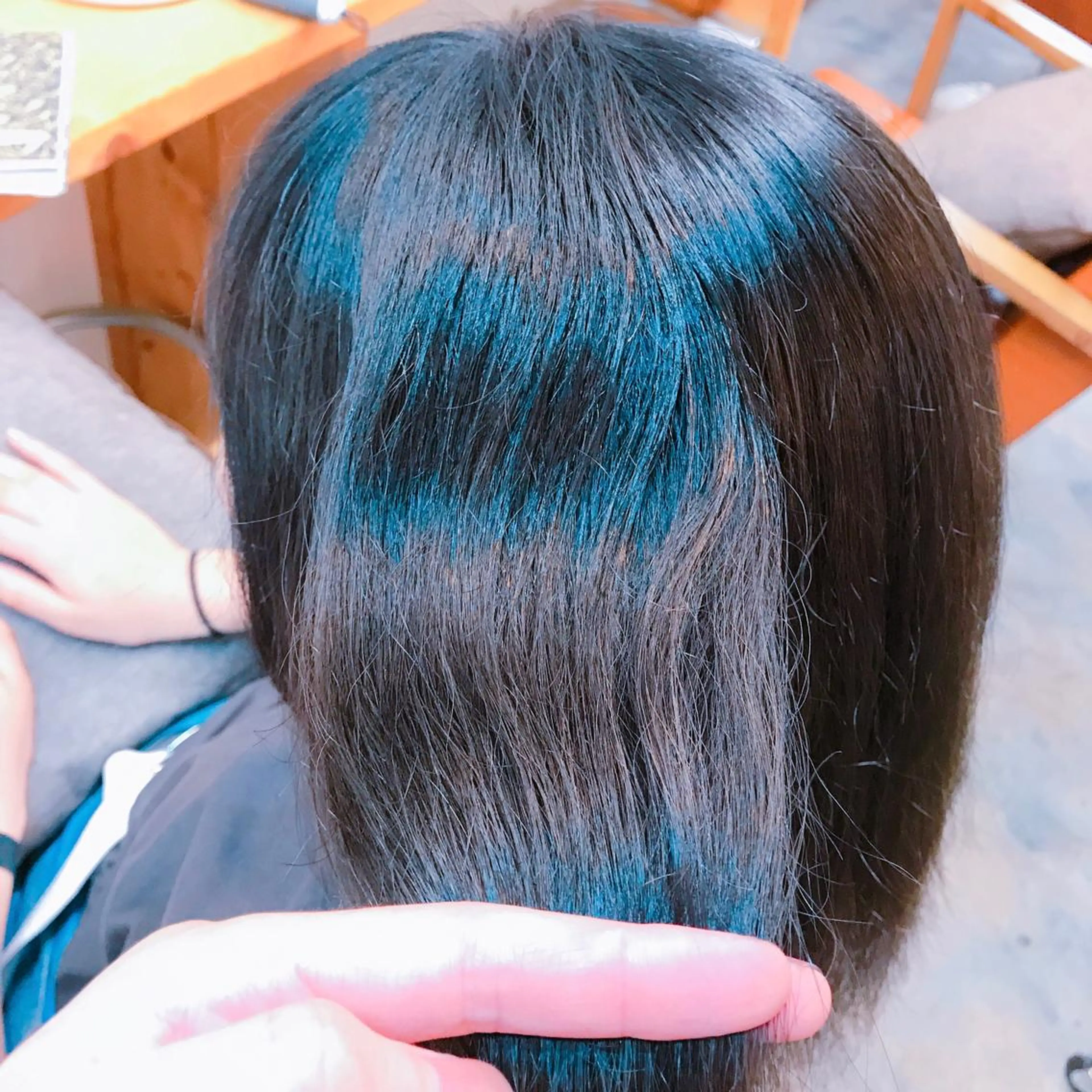 ミディアム カラー ブルーカラー ブルージュ グレージュ 🌈限定価格🌈 鈴木　瑛輔のヘアスタイル